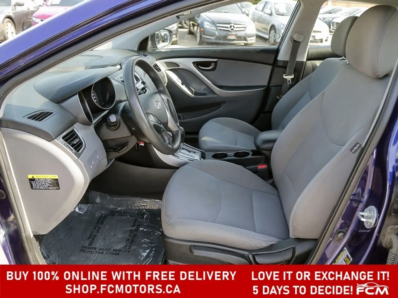 Hyundai ELANTRA photo Hyundai ELANTRA