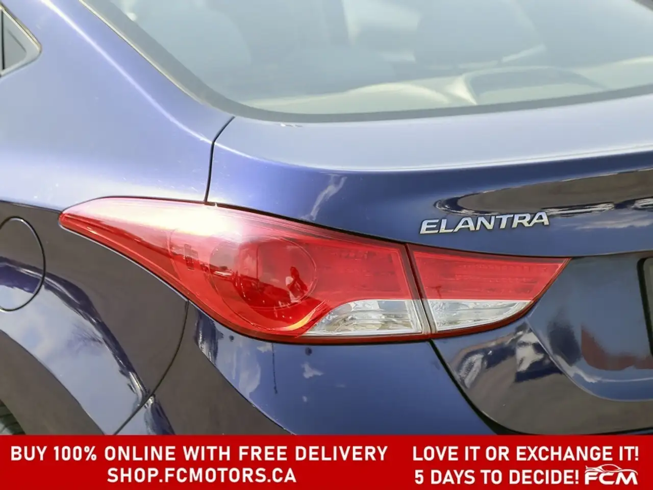 Hyundai ELANTRA photo Hyundai ELANTRA