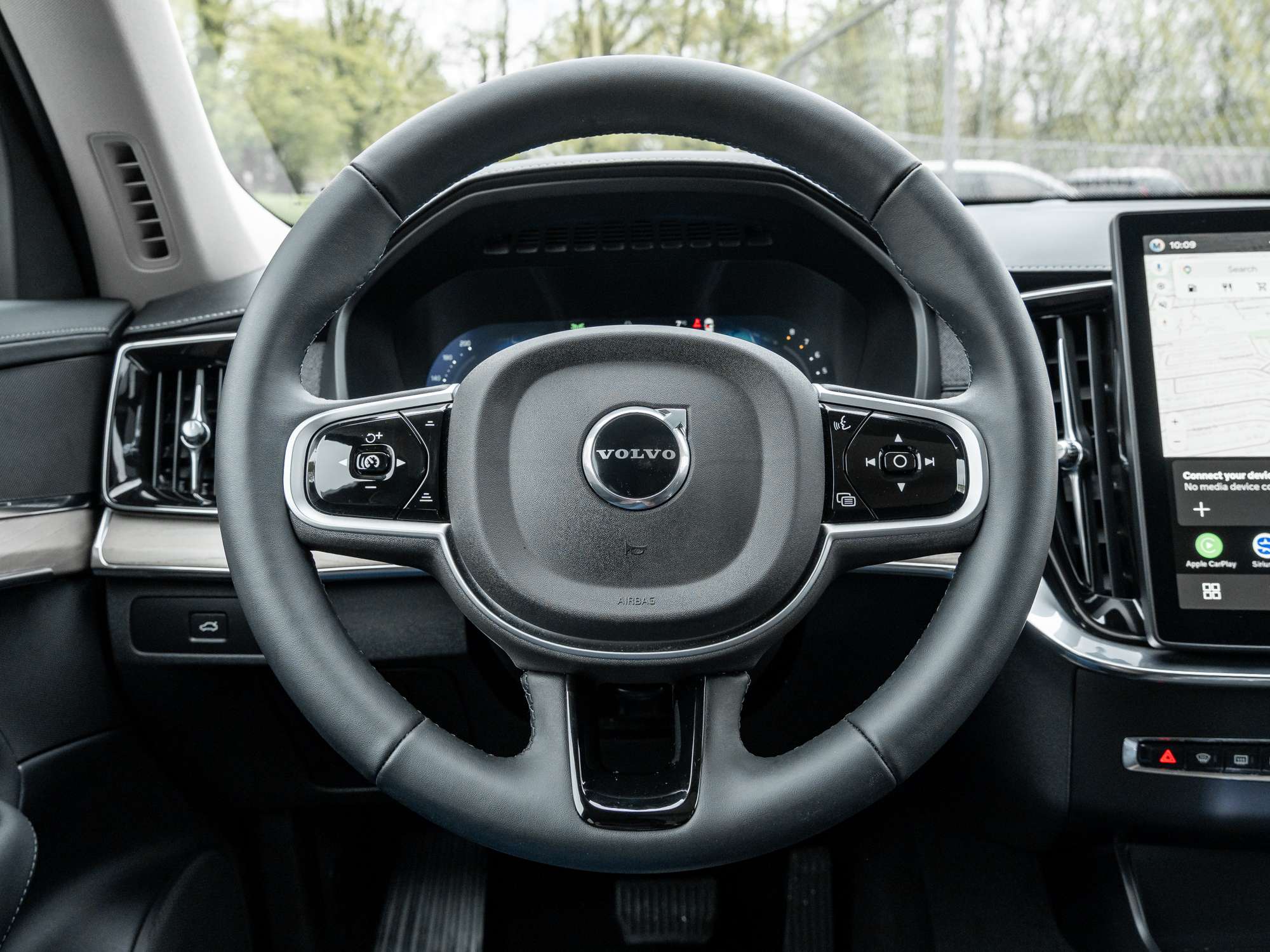 2026 Volvo XC90 B6 AWD PLUS Dark Theme |SUPER LOW MILEAGE thumb 9