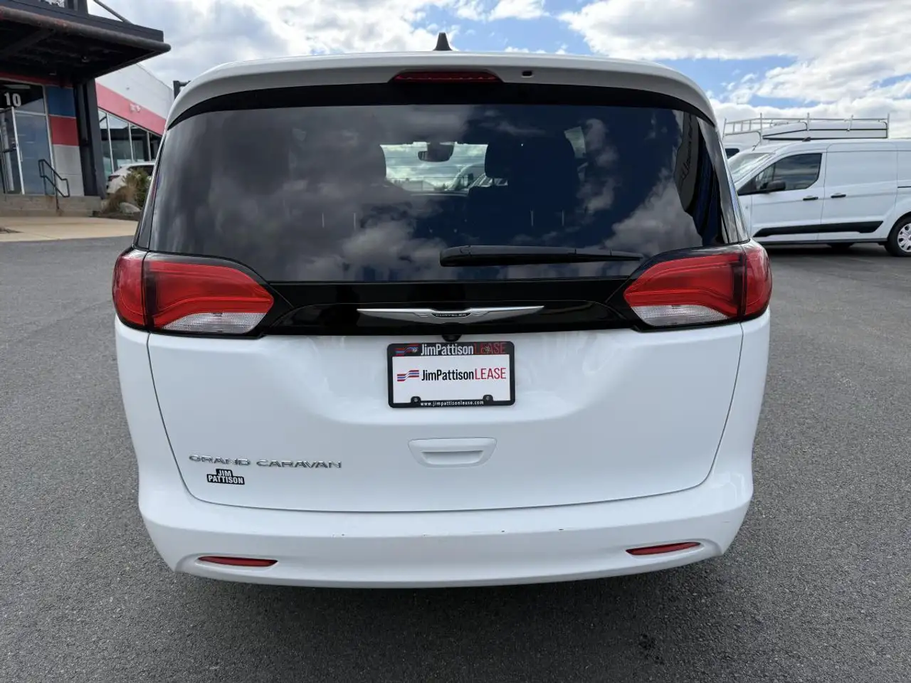 Chrysler Grand Caravan снимка Chrysler Grand Caravan