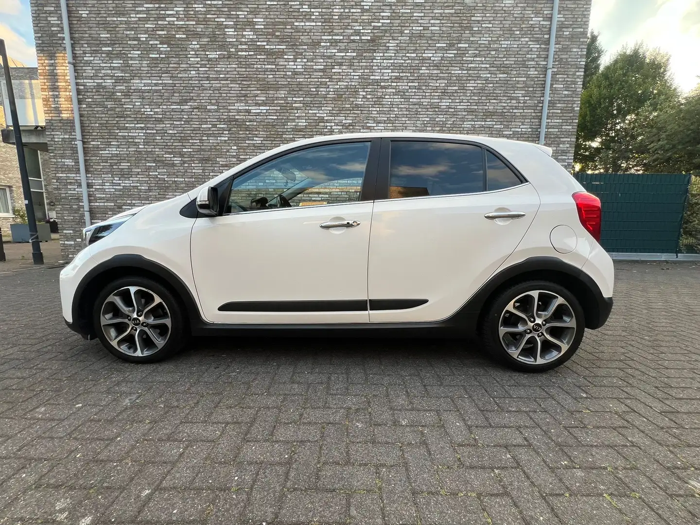 Kia Picanto 1.0 T-GDI X-line Wit - 1