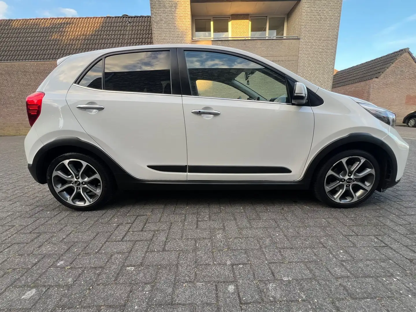 Kia Picanto 1.0 T-GDI X-line Wit - 2