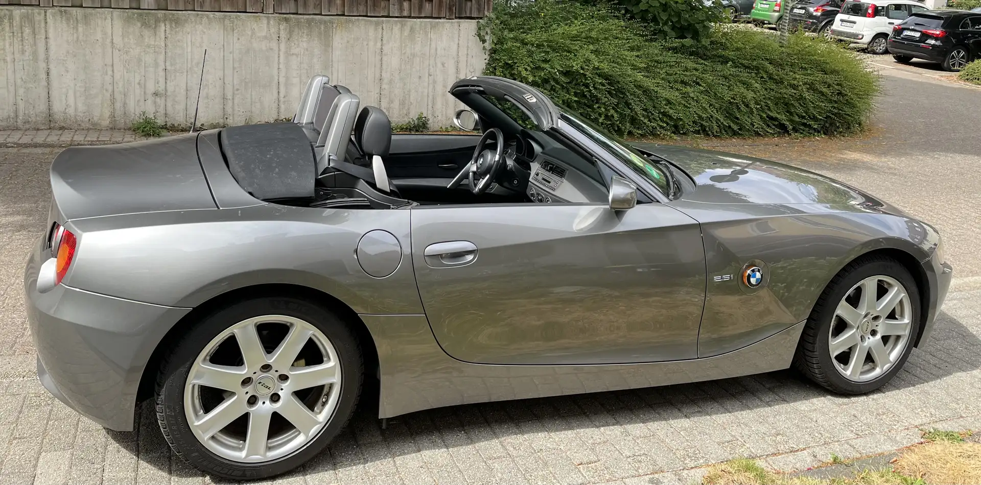 BMW Z4 Roadster 2.5i - 1
