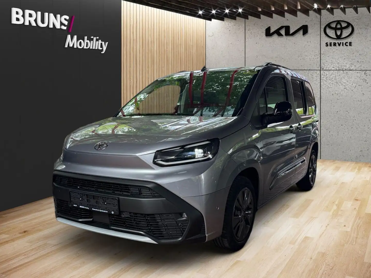 Toyota Proace City Verso 1.5 Automatik Lounge Panorama Plateado - 2