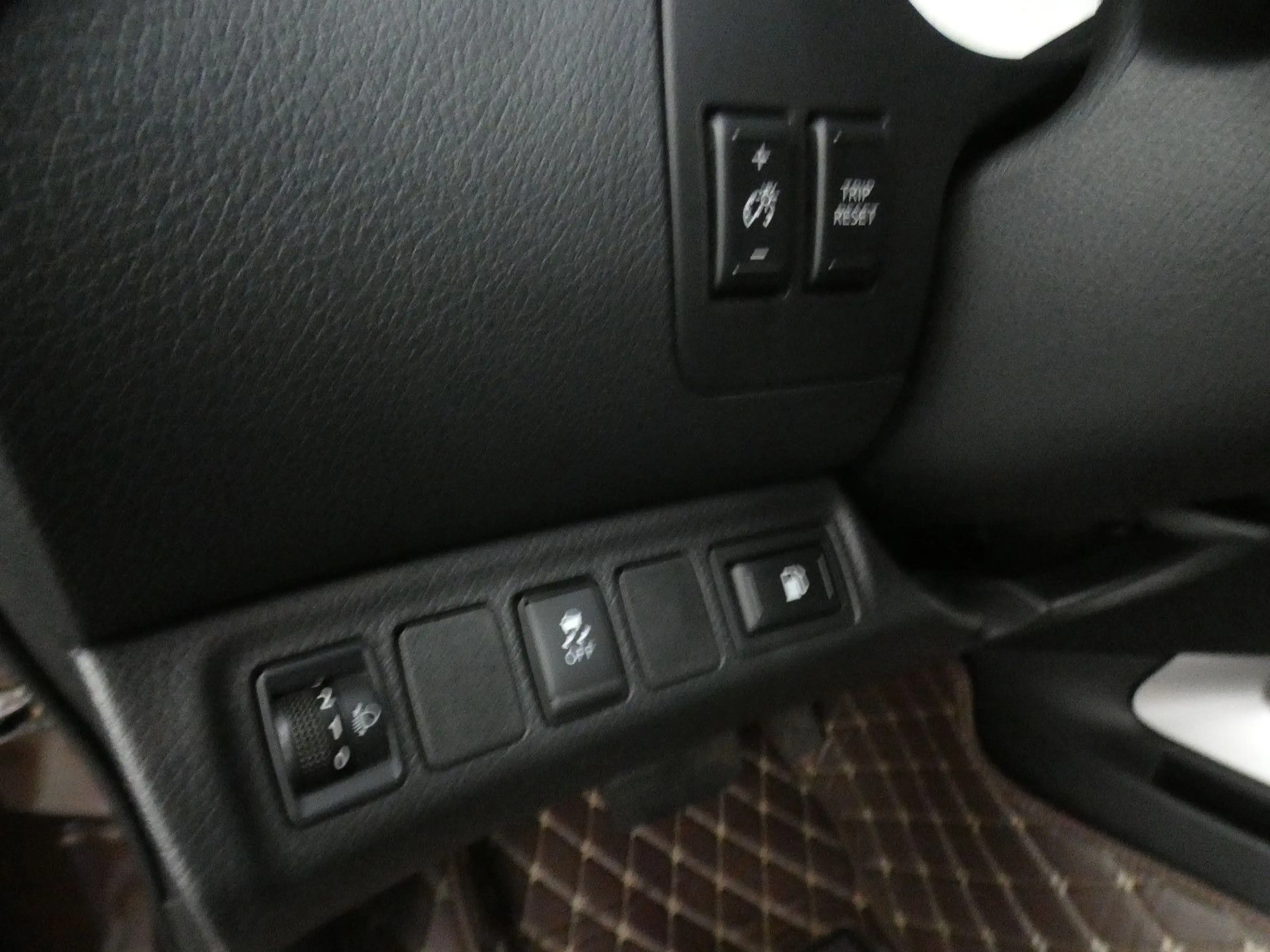 Nissan Navara NP300 N-Connecta Double Cab 4x4*AHK*HAGEL — photo 15