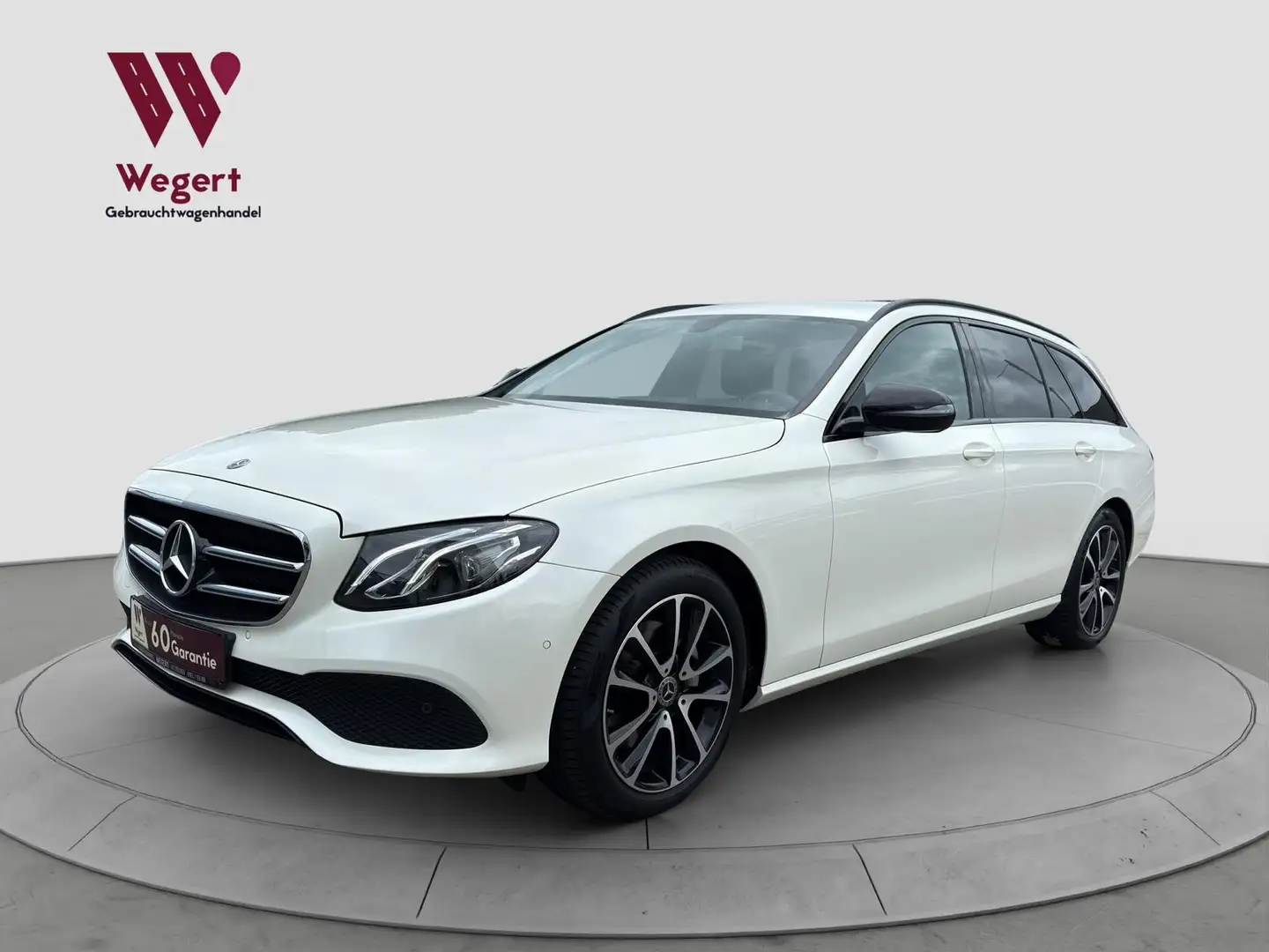 Mercedes-Benz E 220 *RCAM*LED*8FACH*NIGHT*9G*LÜCKENL-SCHECKHEFT Blanco - 1