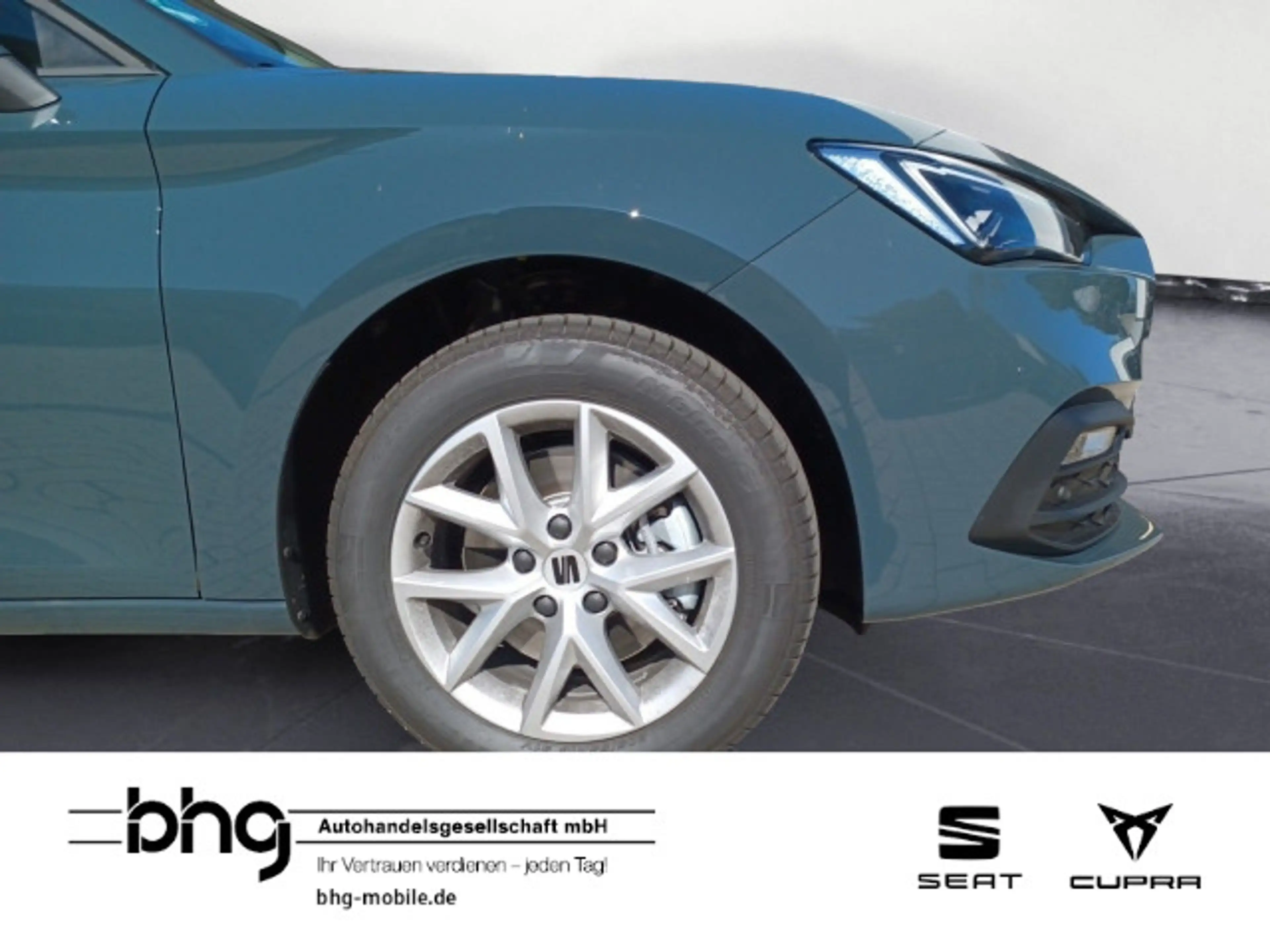 SEAT Leon Sportstourer Road Edition 2.0 TDI  7-Gang-D — photo 11
