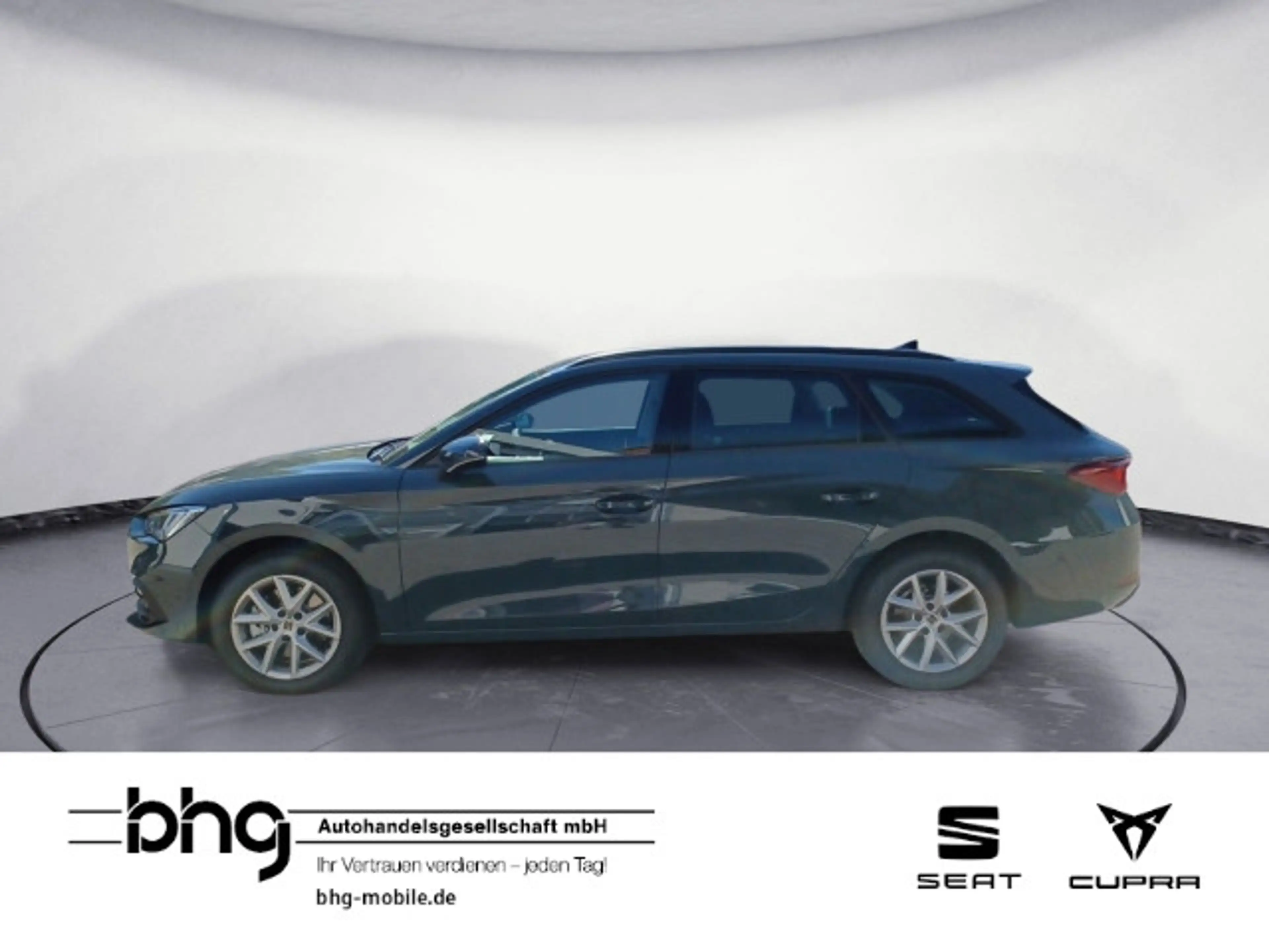 SEAT Leon Sportstourer Road Edition 2.0 TDI  7-Gang-D — photo 2