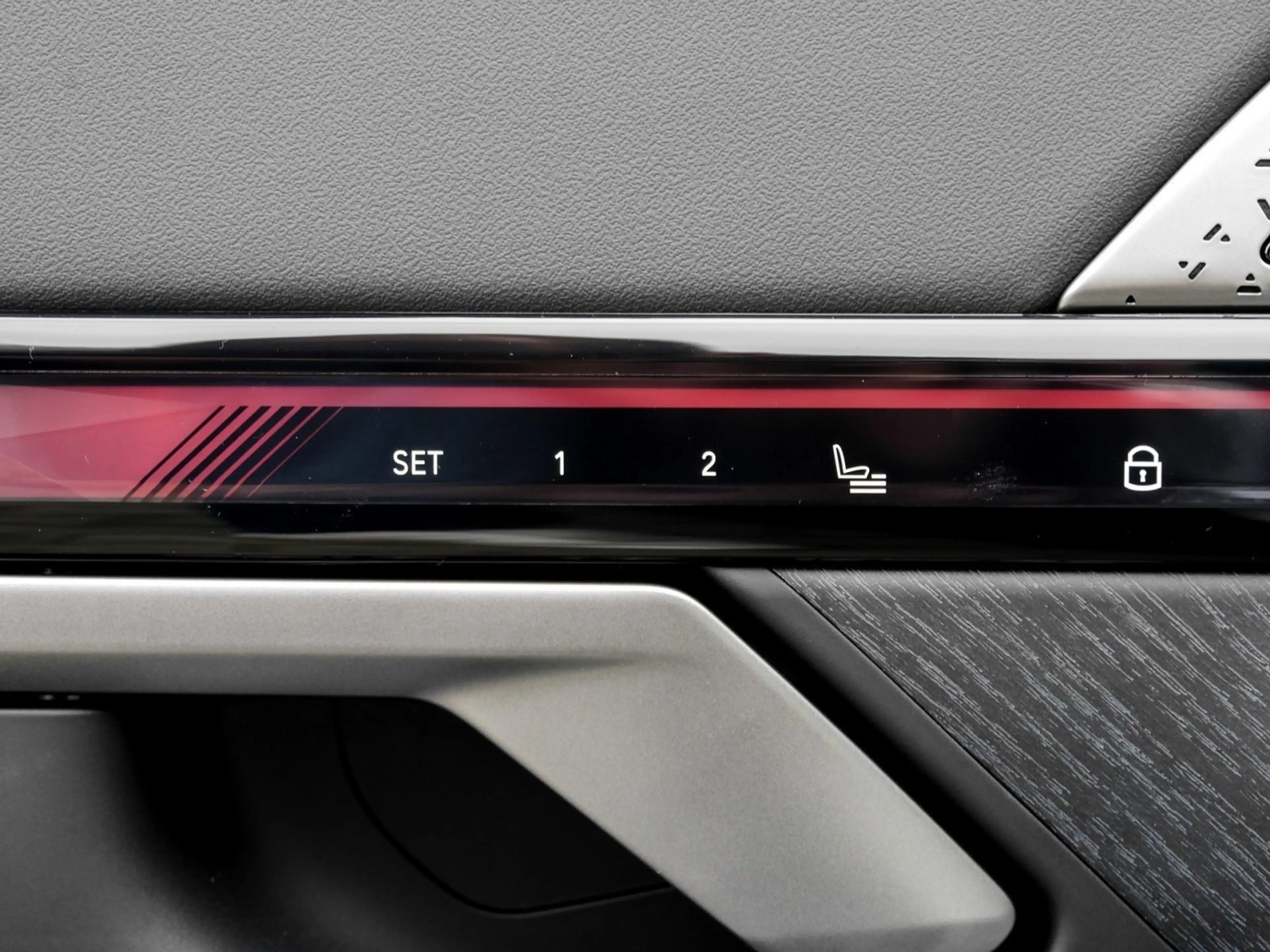 BMW 550 e xDrive M Sport HUD PANO ACC AHK 360°KAM LM — photo 15