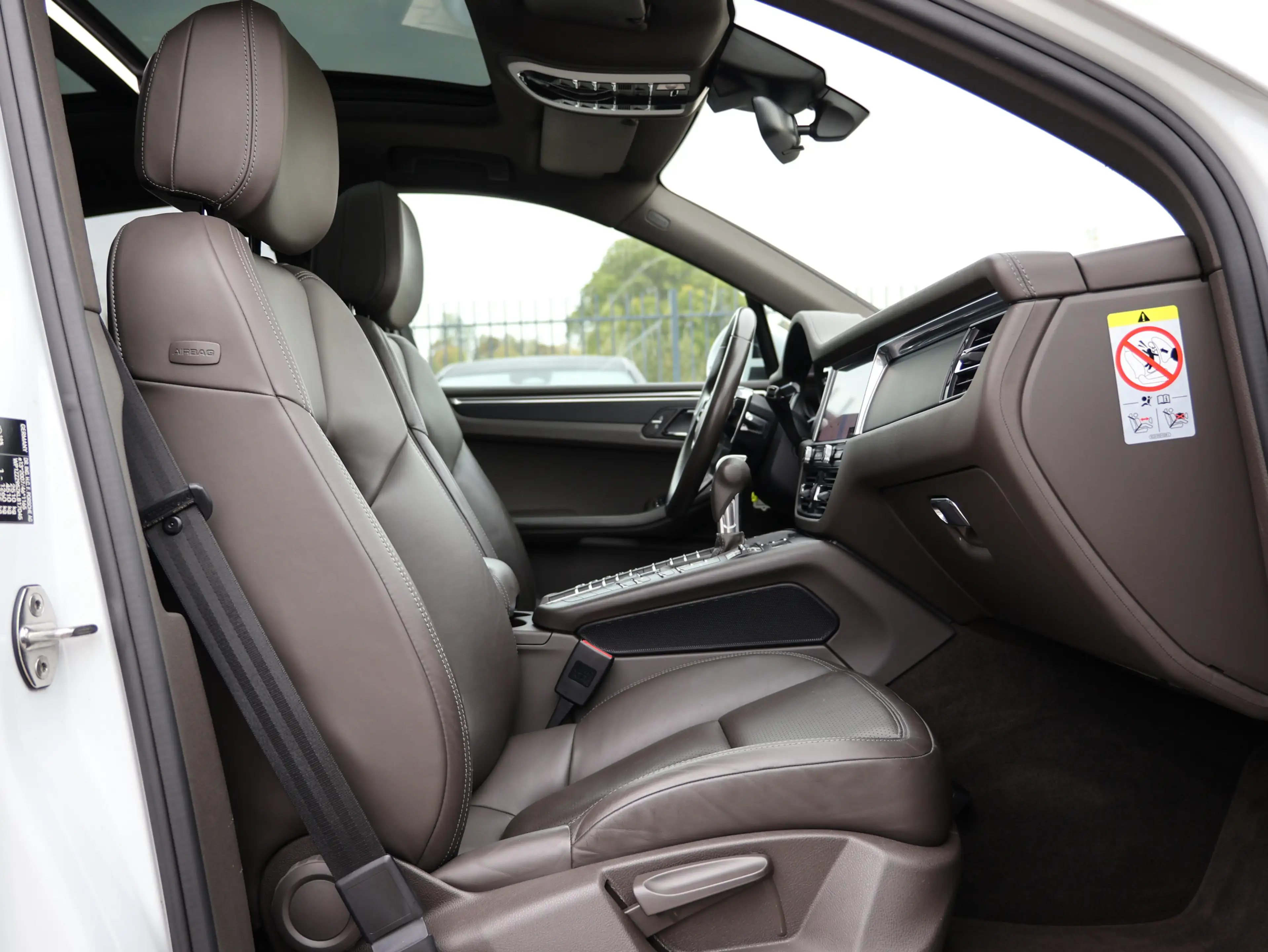 Porsche Macan - PANORAMA   PDLS+   STANDHZG.   20 ZOLL — photo 27