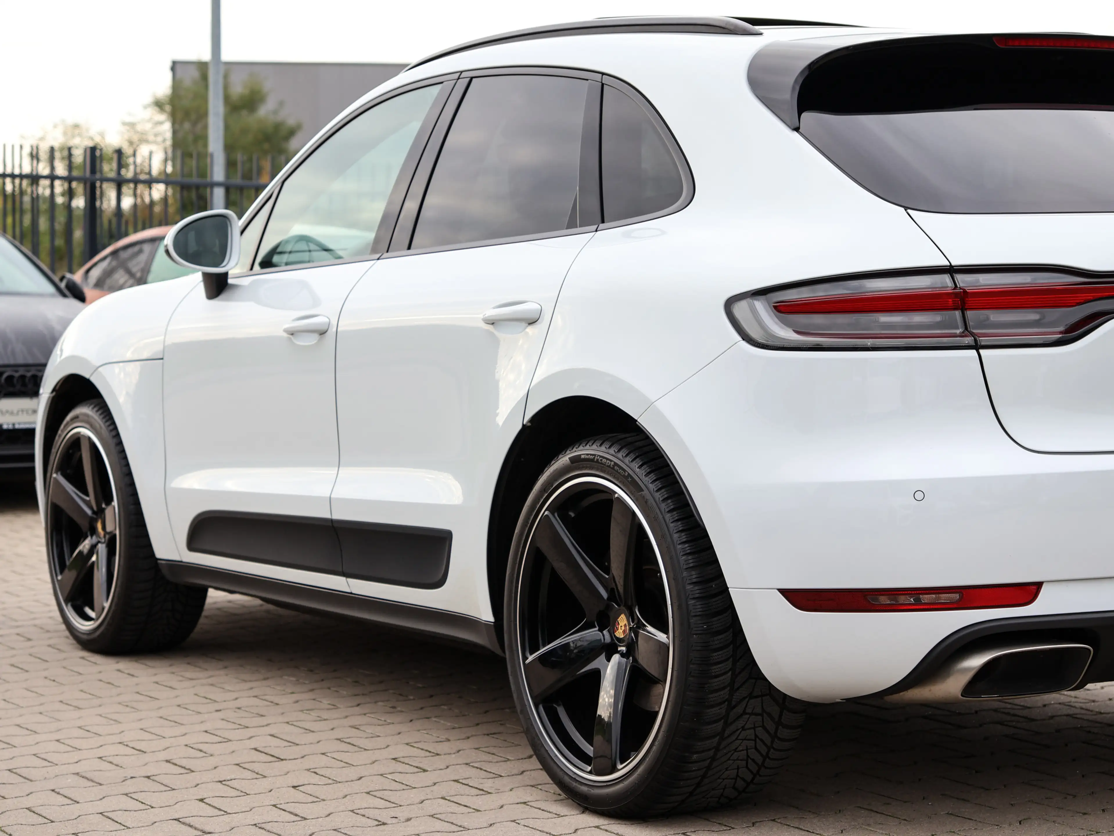 Porsche Macan - PANORAMA   PDLS+   STANDHZG.   20 ZOLL — photo 20