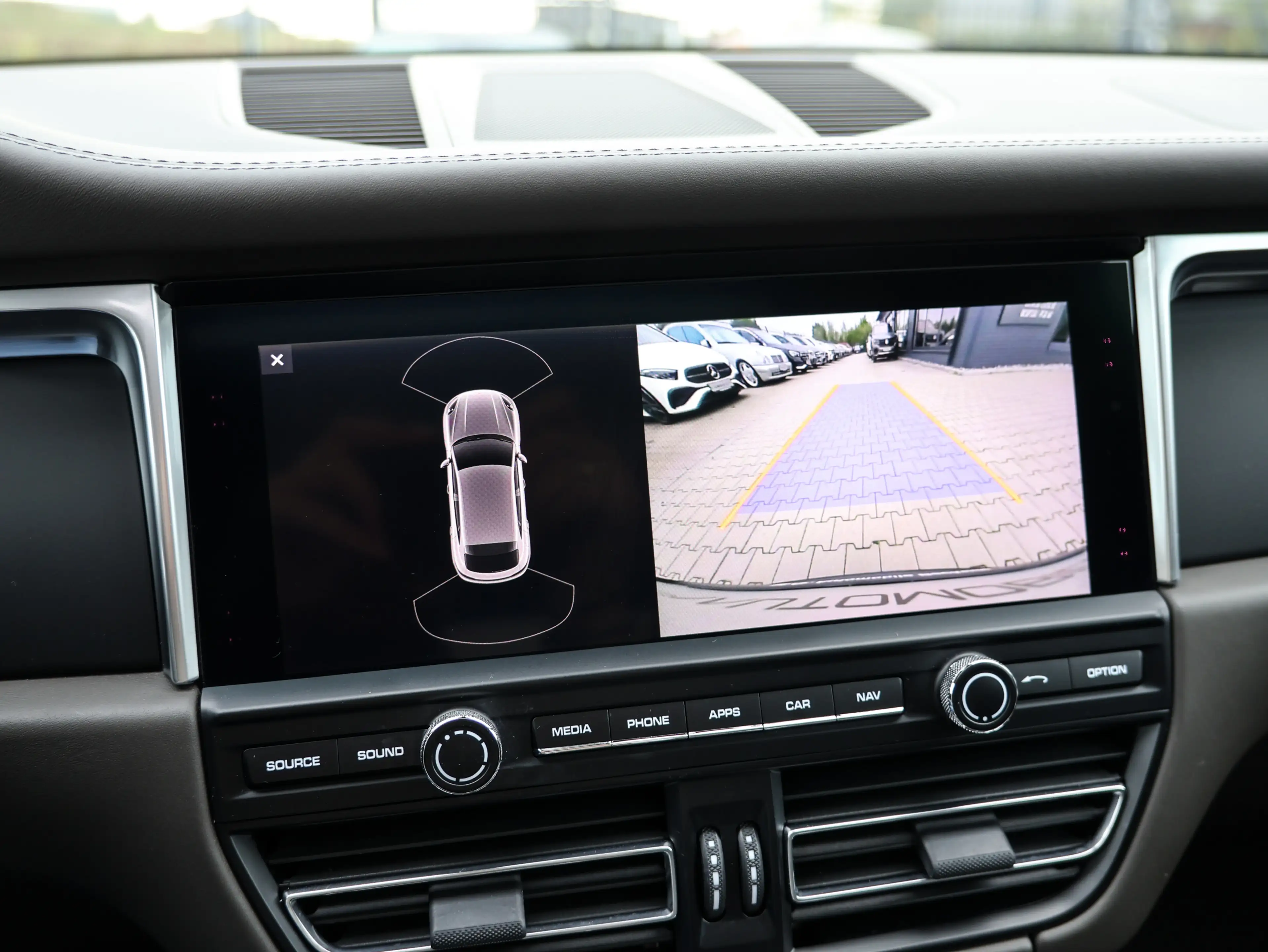 Porsche Macan - PANORAMA   PDLS+   STANDHZG.   20 ZOLL — photo 37