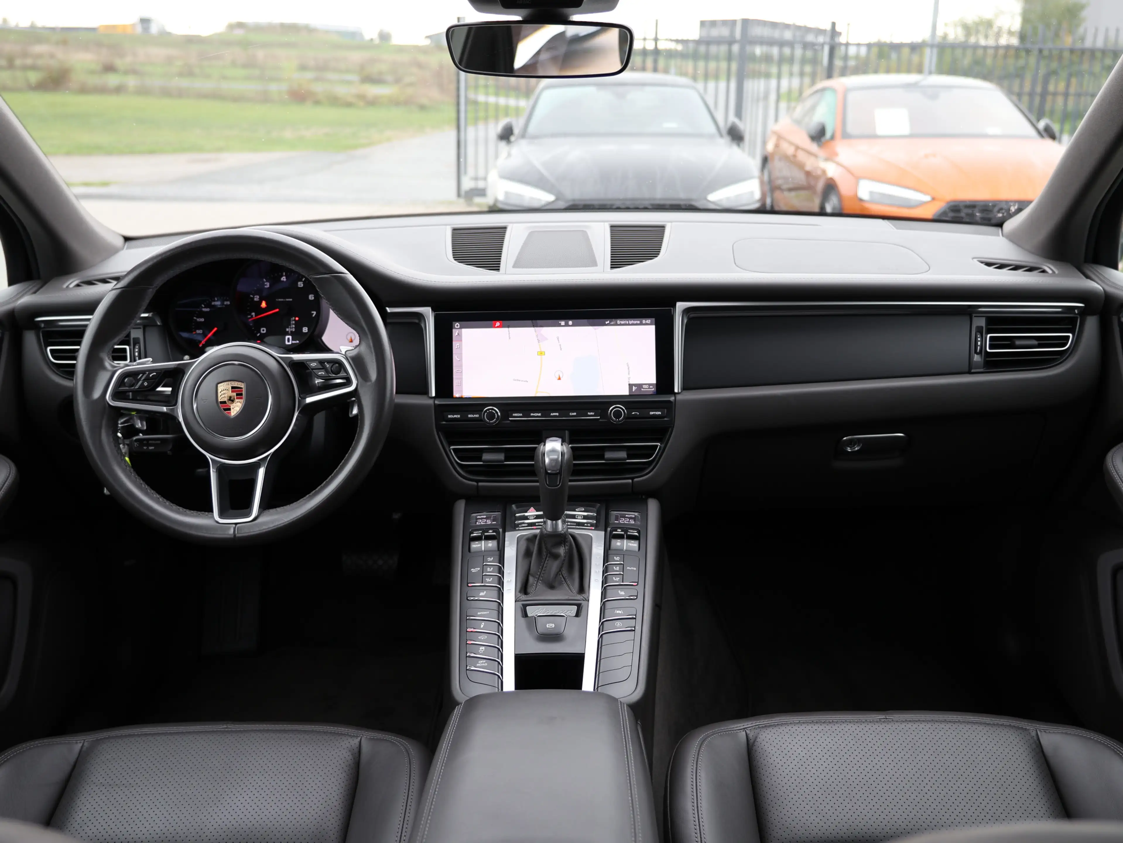 Porsche Macan - PANORAMA   PDLS+   STANDHZG.   20 ZOLL — photo 29