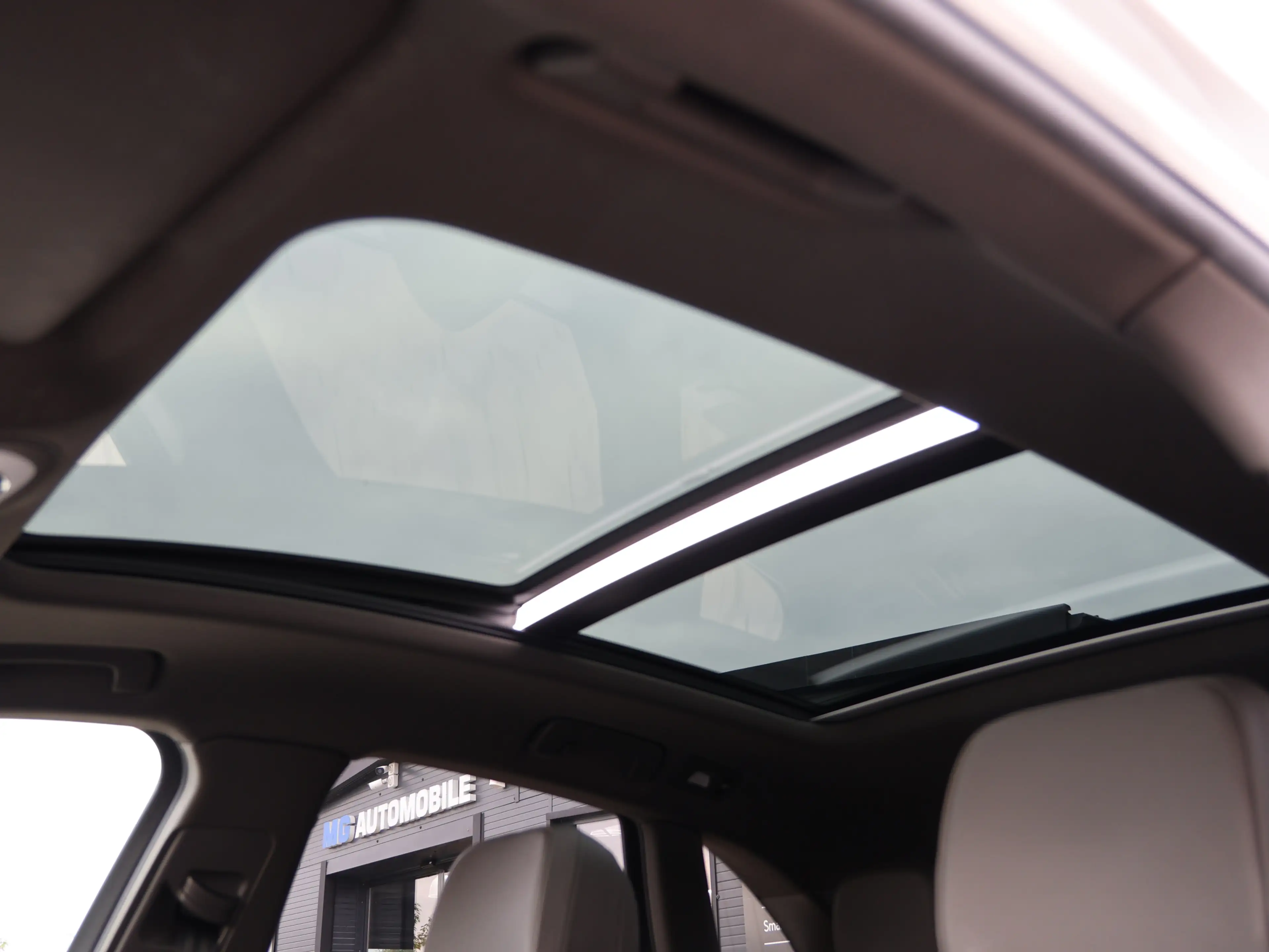 Porsche Macan - PANORAMA   PDLS+   STANDHZG.   20 ZOLL — photo 42