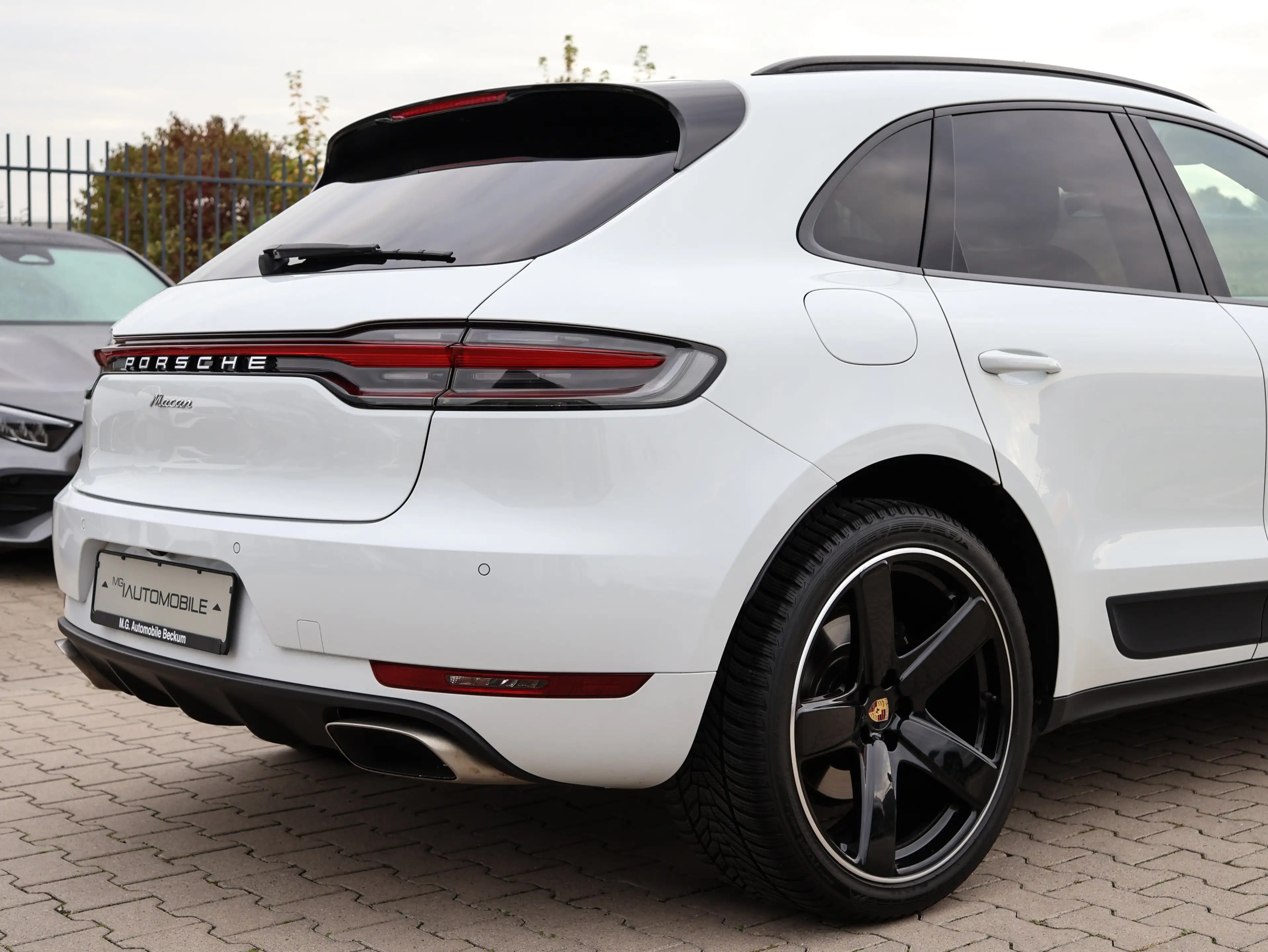 Porsche Macan - PANORAMA   PDLS+   STANDHZG.   20 ZOLL — photo 18