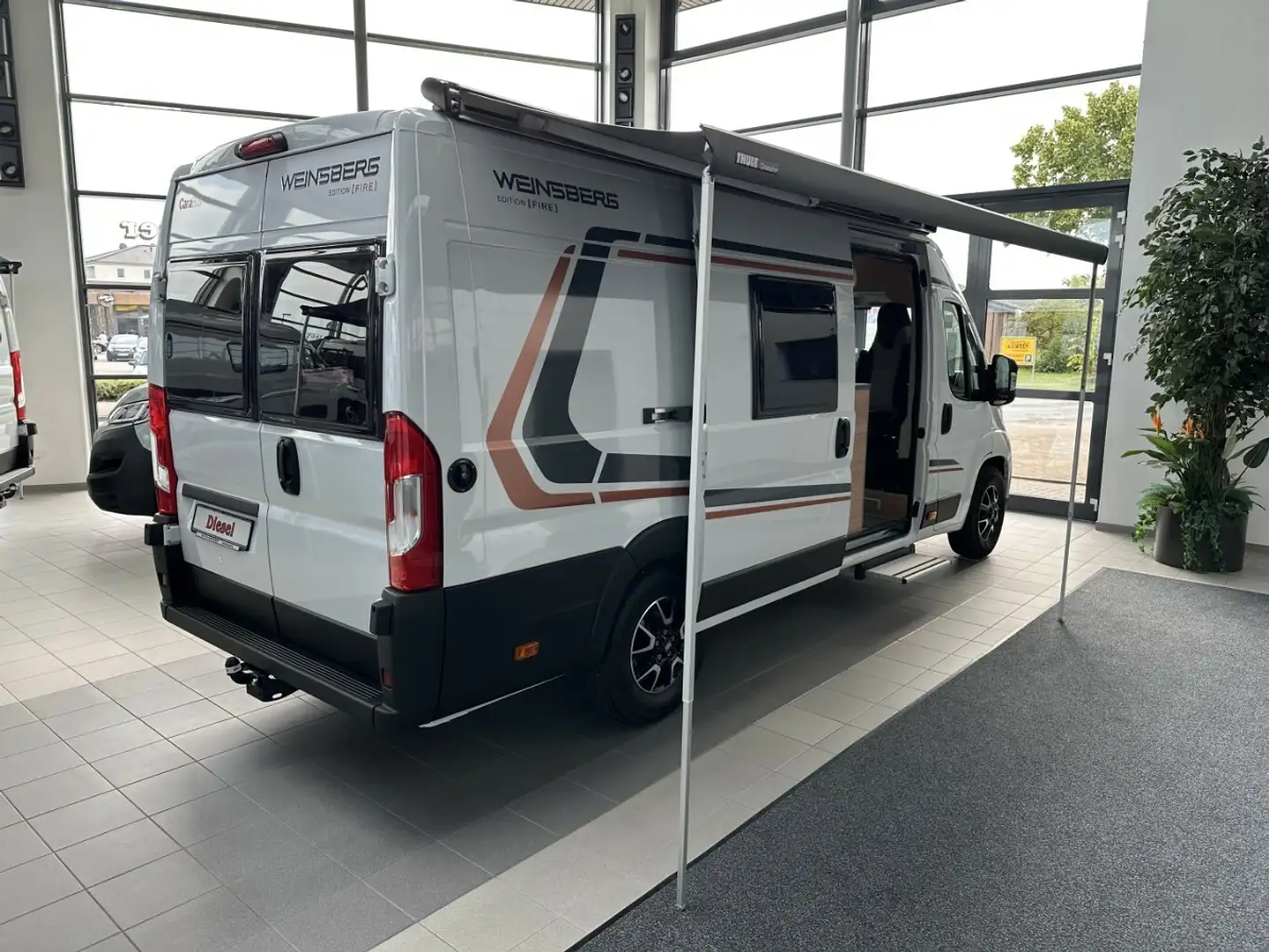 Weinsberg CaraBus 630 ME FIRE MEGA EXTRAS+AHK+TV+Solar+Marki Blanco - 2