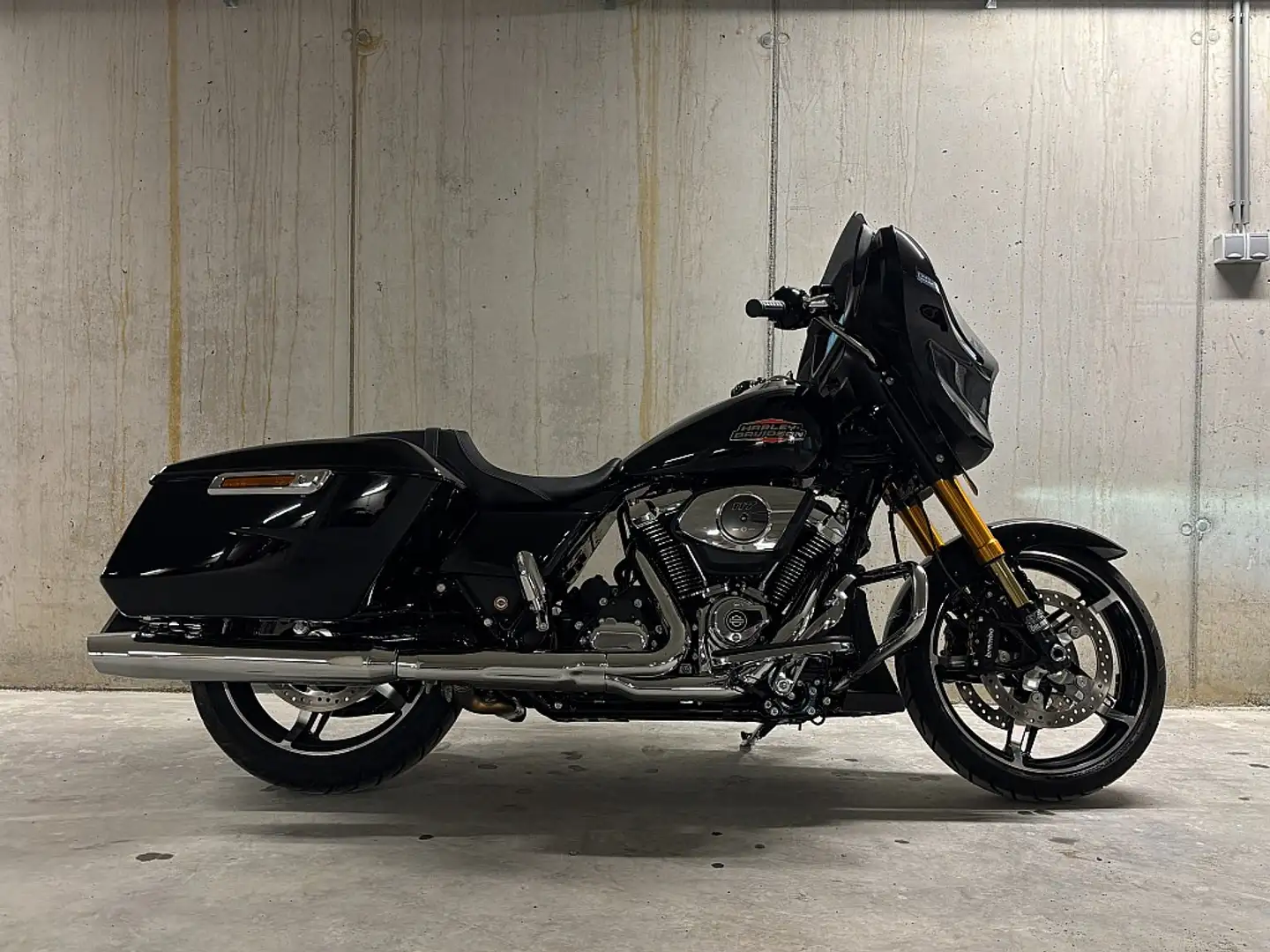Harley-Davidson Street Glide Street Glide FLHXS Schwarz - 1