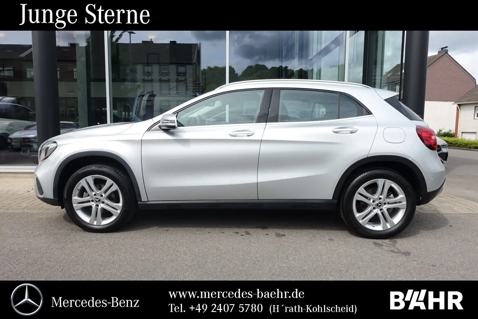 Mercedes-Benz GLA 180 GLA 180 Urban/Navi/LED/Park-Pilot/SHZ/LMR-18" R-CD Silber - 2
