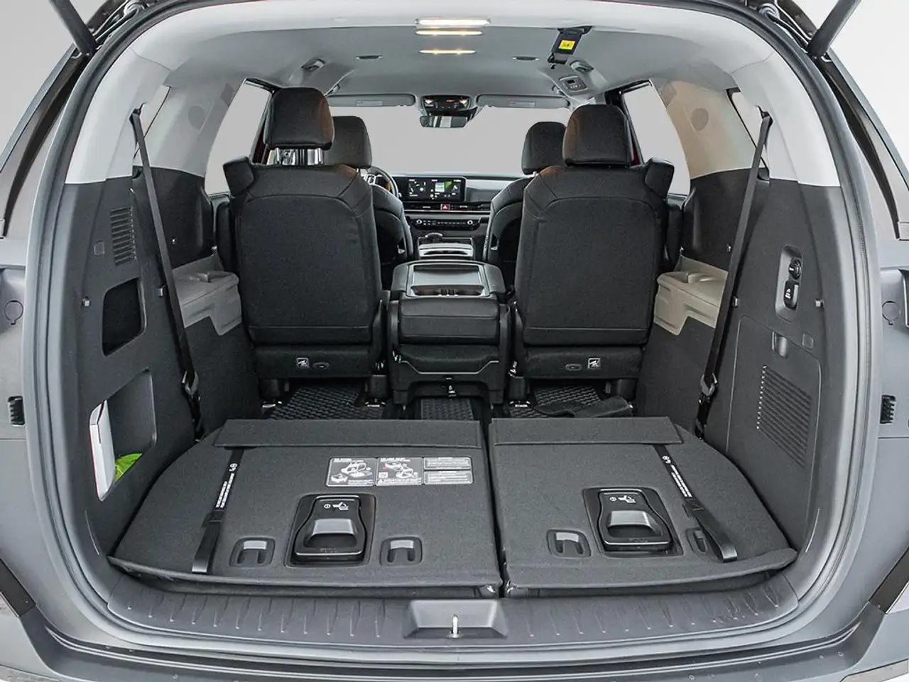 Kia Carnival снимка Kia Carnival