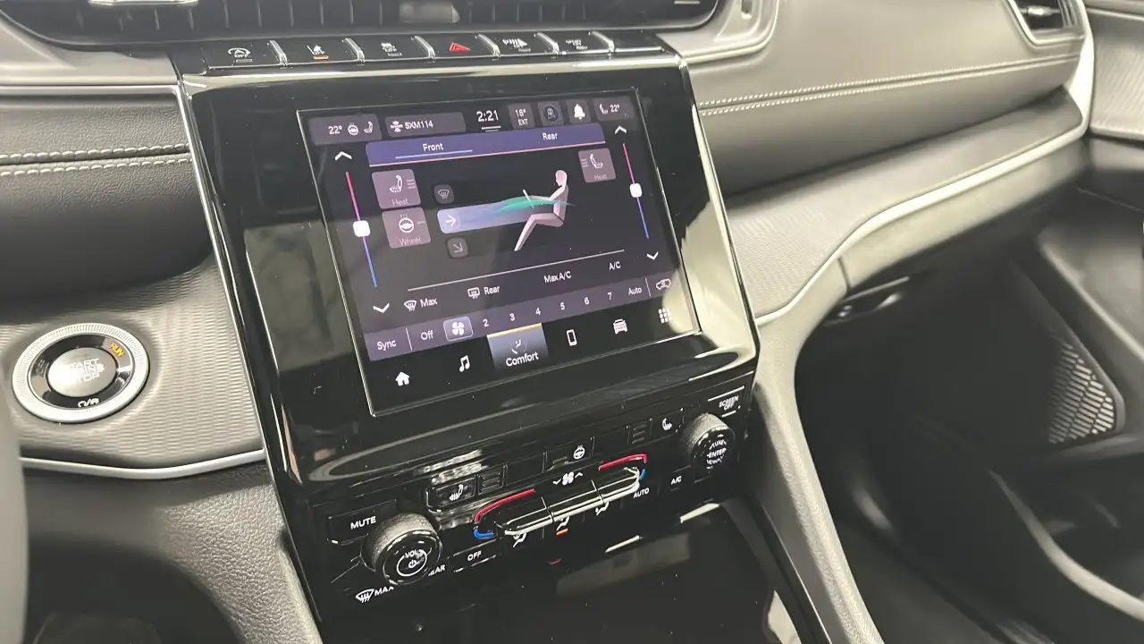 Jeep Grand Cherokee снимка Jeep Grand Cherokee