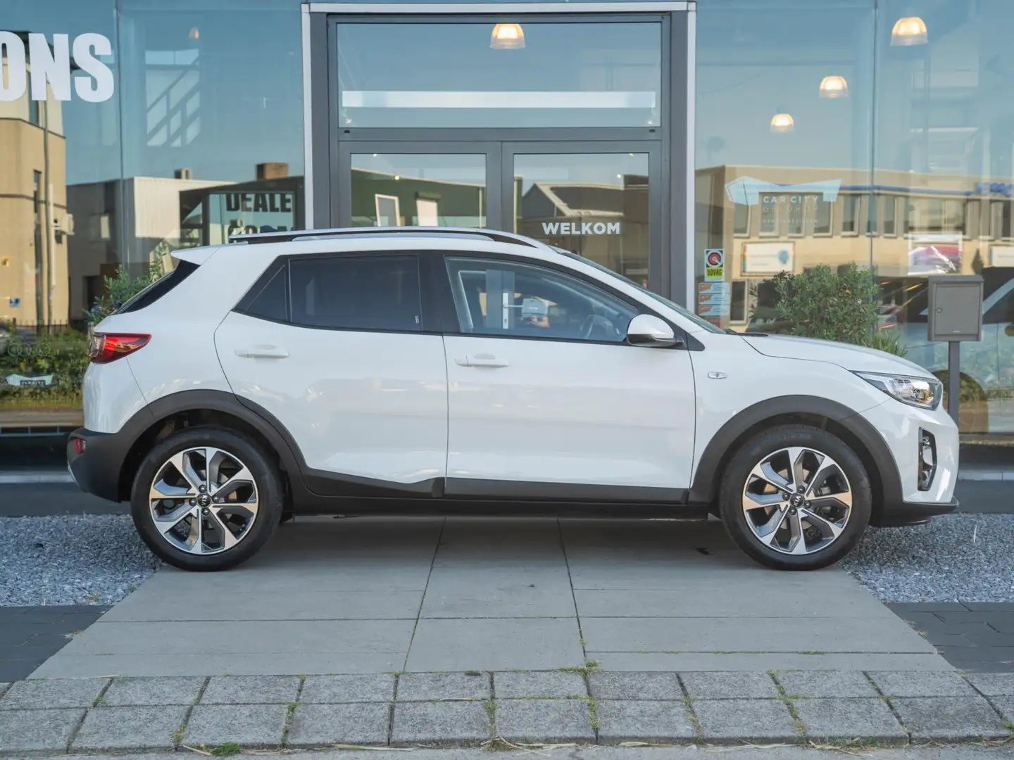 Kia Stonic 1.0 T-GDi Sports Edition / Camera / Navi / Carplay Blanc - 2