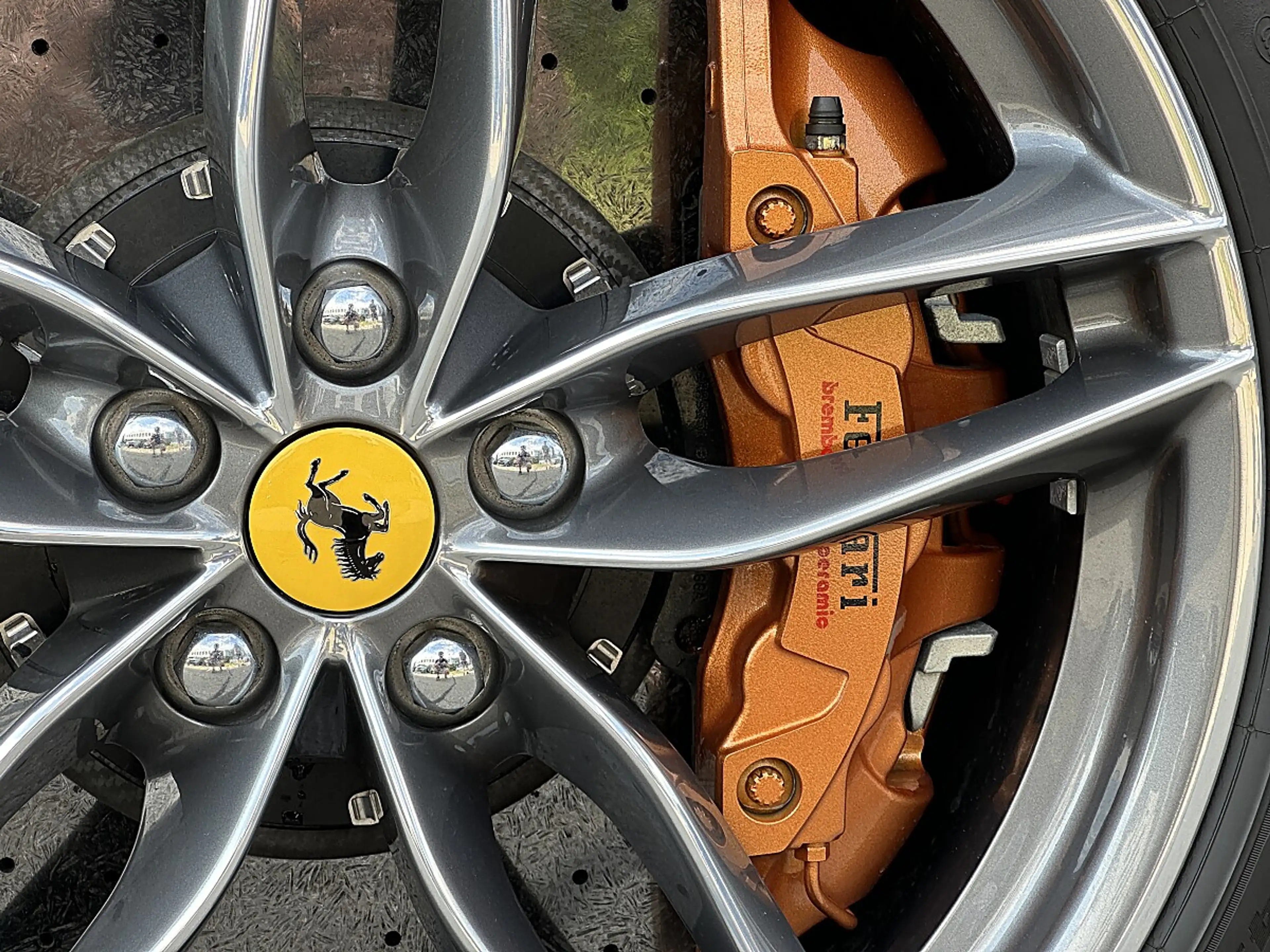 Ferrari 488 GTB — photo 9