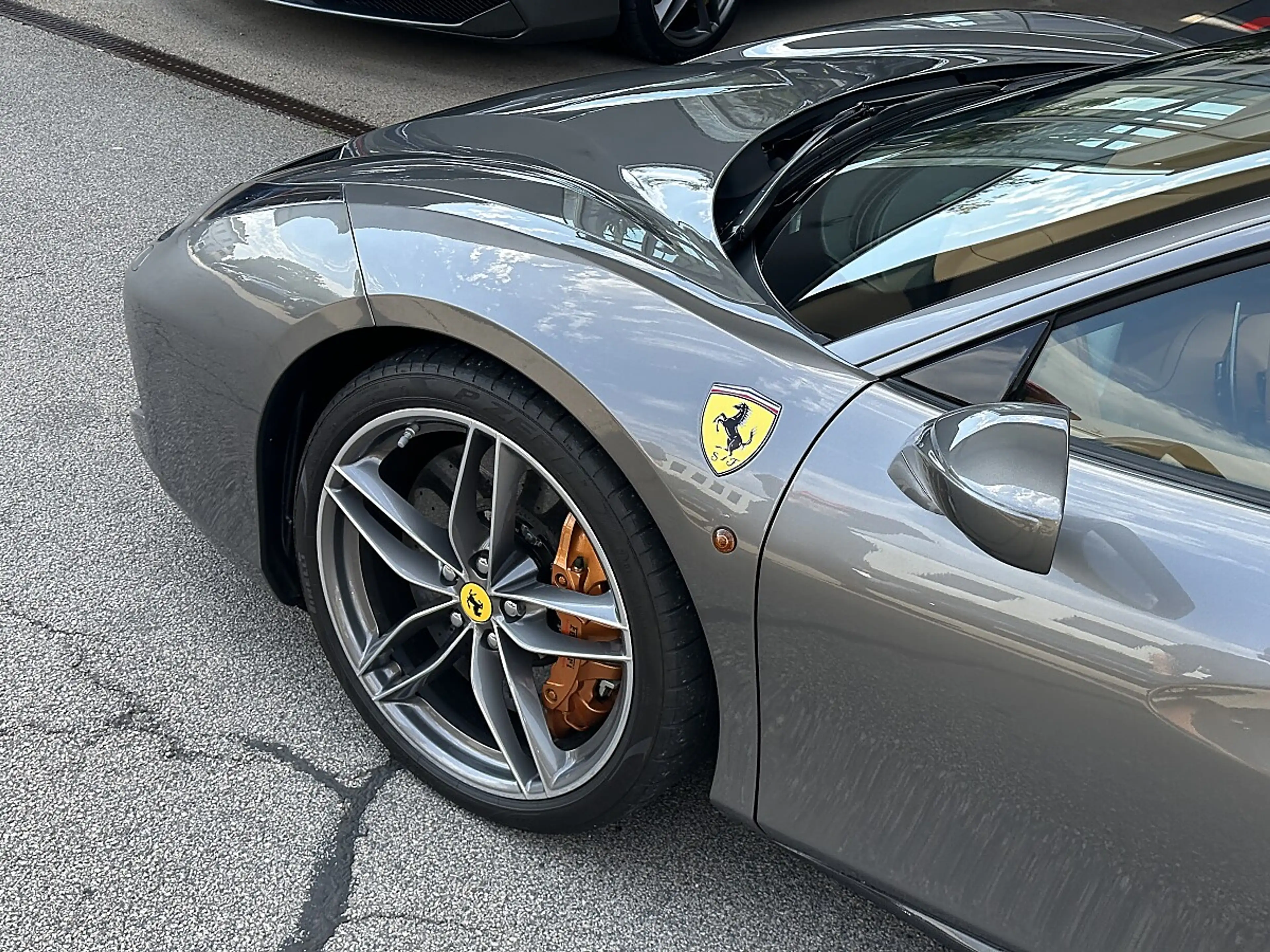 Ferrari 488 GTB — photo 7