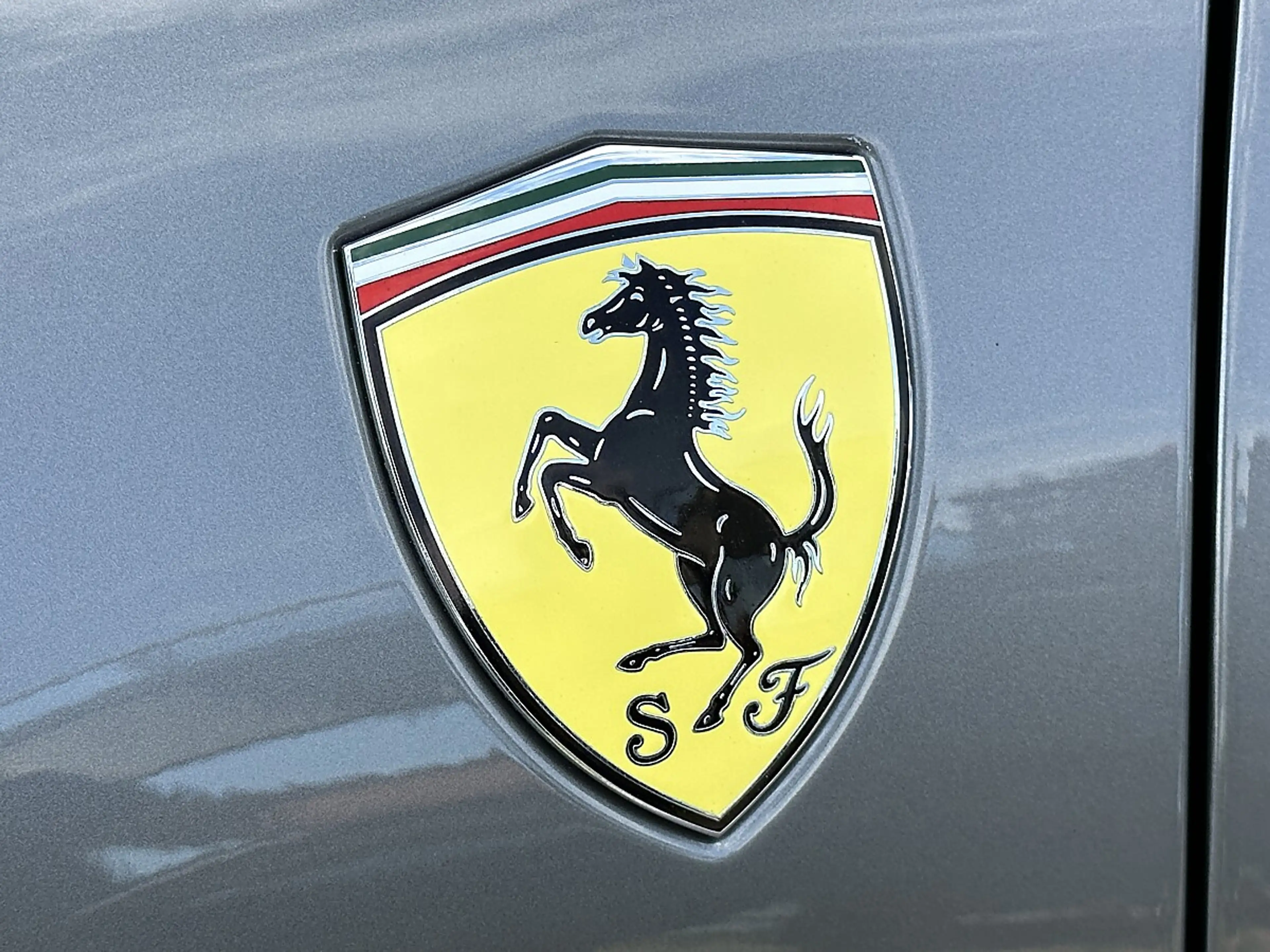 Ferrari 488 GTB — photo 10