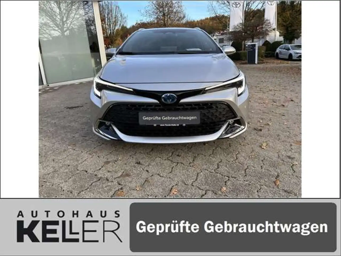 Toyota Corolla 1.8 Hybrid Touring Sports Teamplayer Silber - 2