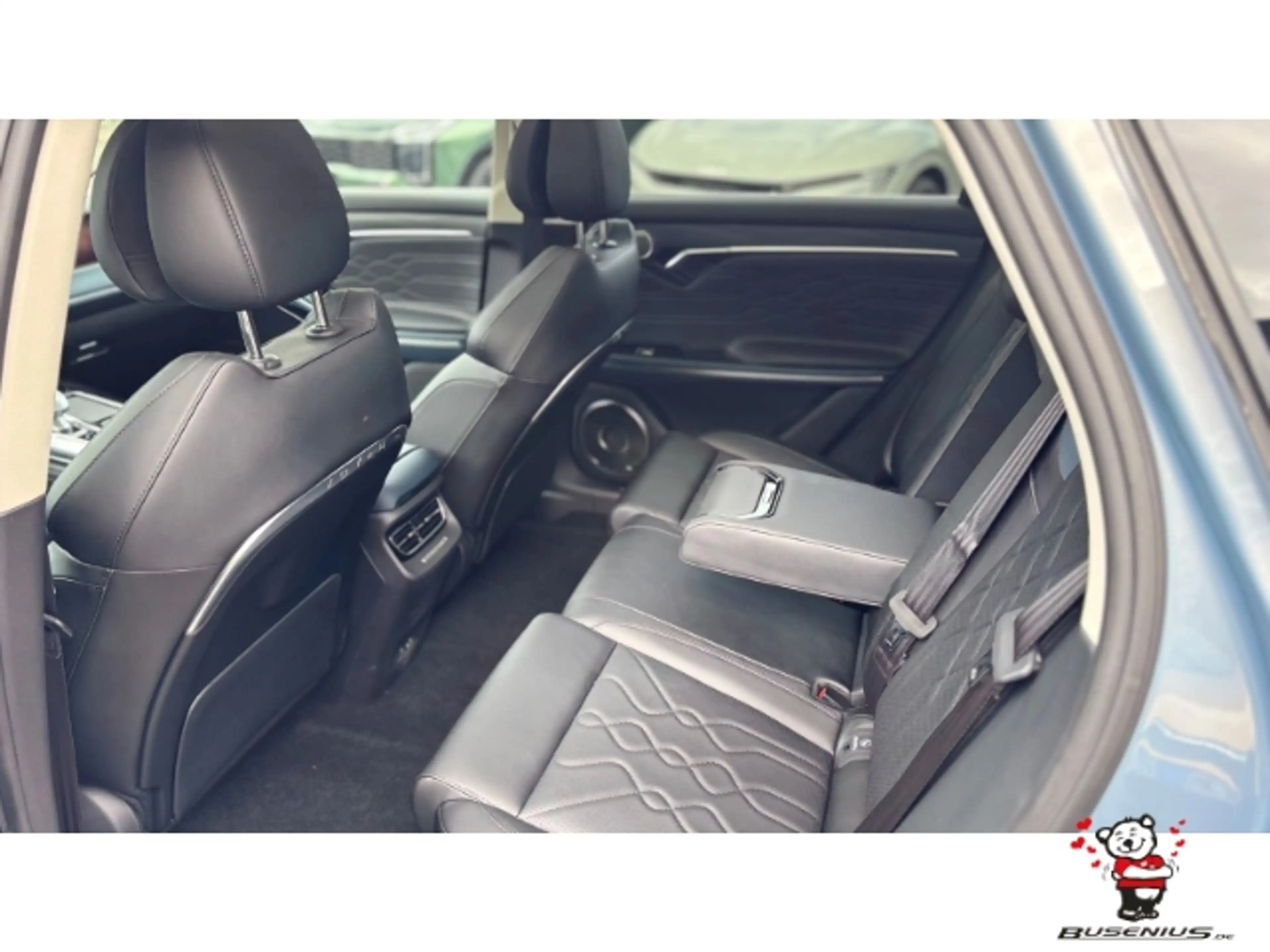 Voyah Free BEV 108 kWh AWD +Pano+LED+Massage+SHZ+360° — photo 8