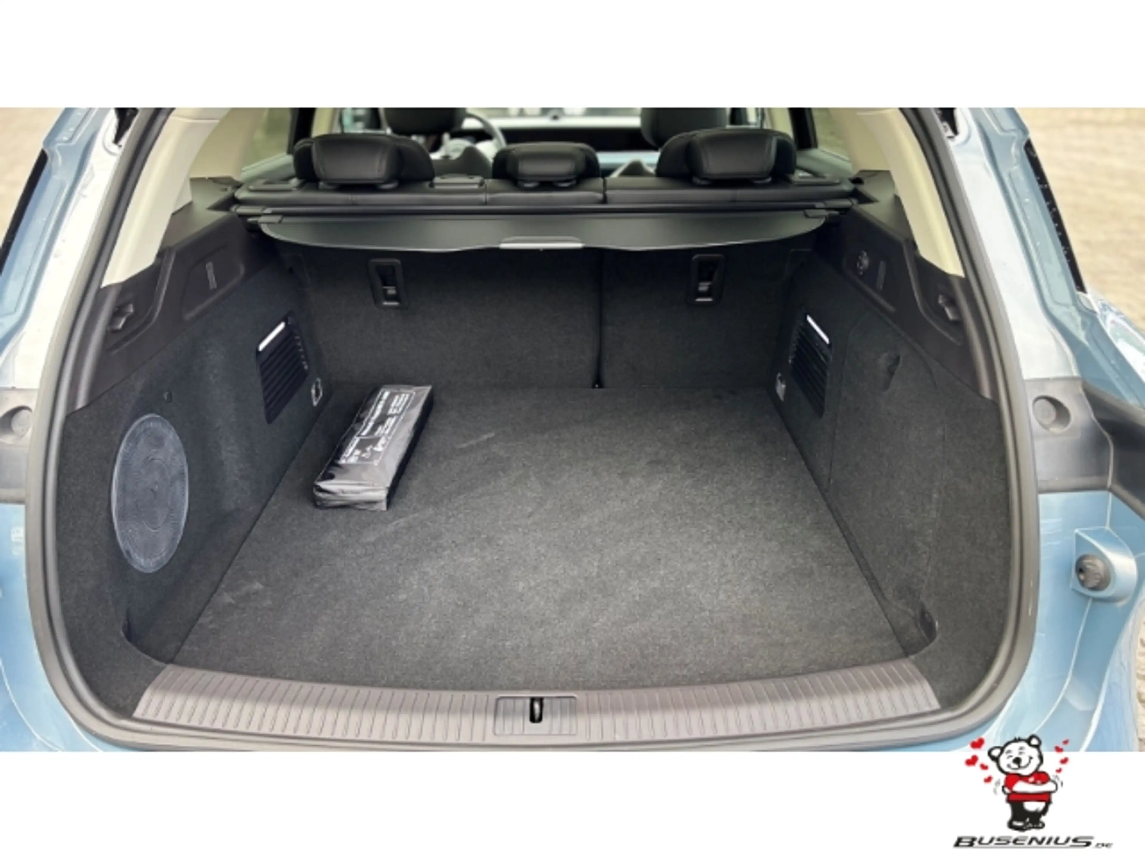 Voyah Free BEV 108 kWh AWD +Pano+LED+Massage+SHZ+360° — photo 4