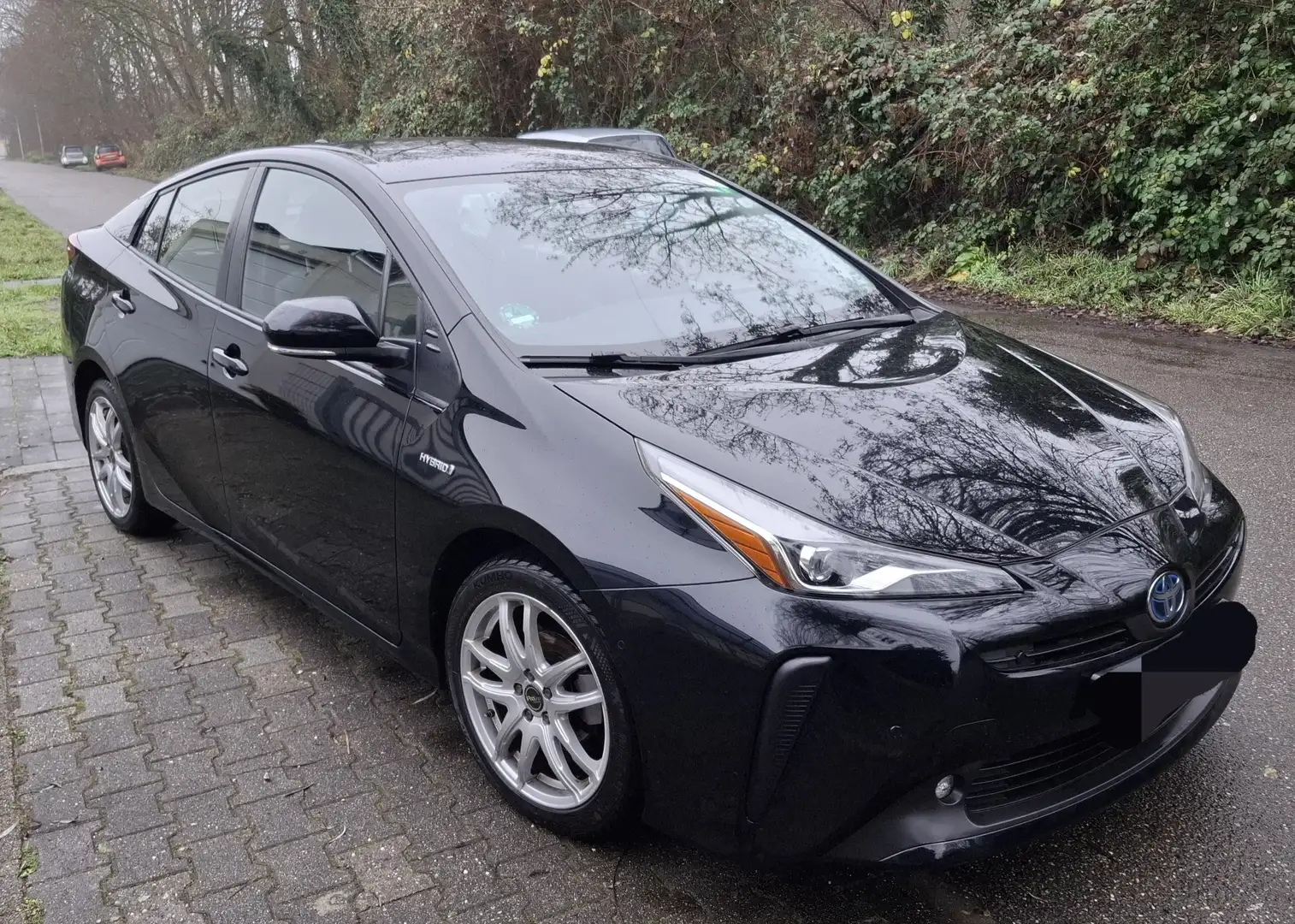 Toyota Prius Executive - 2