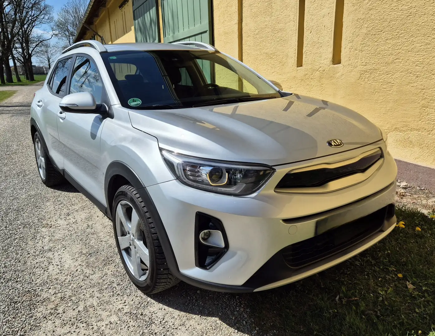 Kia Stonic 1.4 Vision Zilver - 1