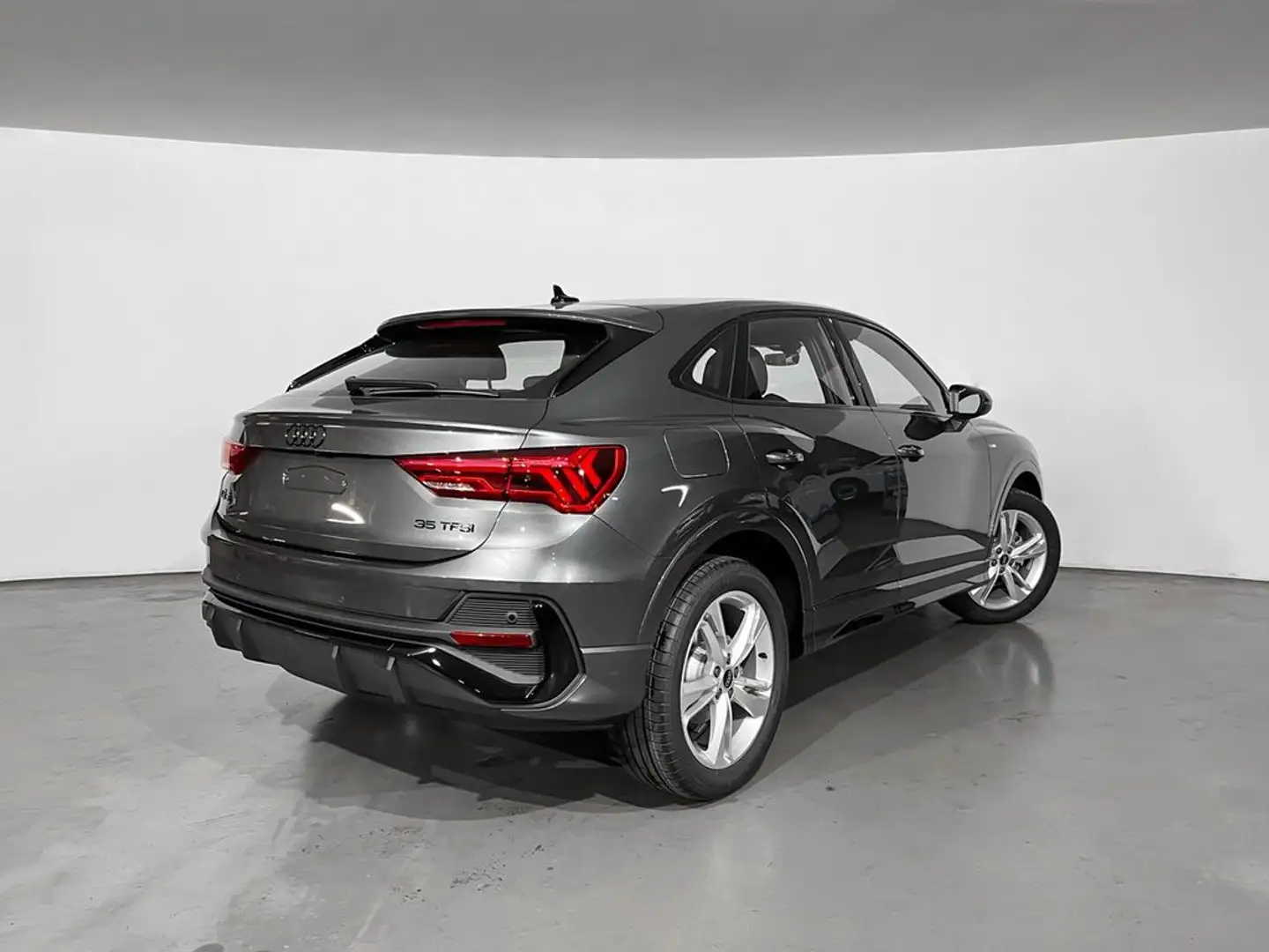 Audi Q3 Sportback S line 35 TFSI 110 kW (150 CV) S tronic Jaune - 2