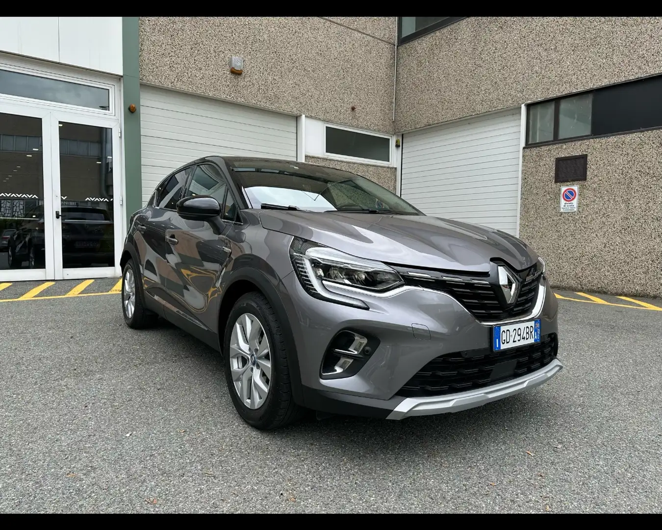 Renault Captur 1.6 E-TECH PHEV INTENS 160CV AUTO Gris - 1