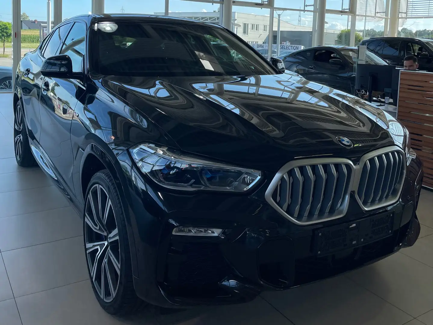BMW X6 M Paket Superausstattung Iconic, Skylounge, LUFT Schwarz - 1
