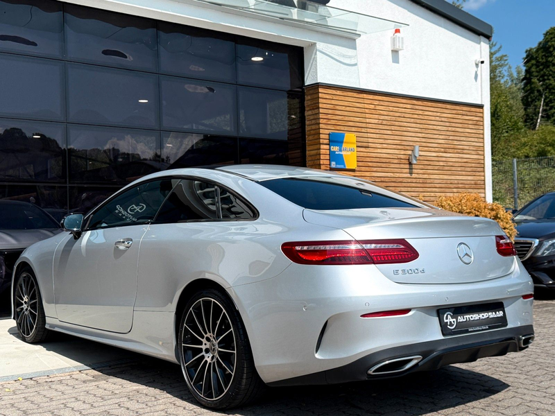 Mercedes-Benz E 300 d Coupe AMG-Line PANO/MEMORY/360° — photo 11