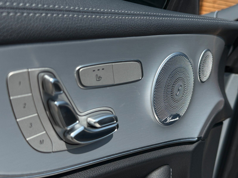 Mercedes-Benz E 300 d Coupe AMG-Line PANO/MEMORY/360° — photo 14