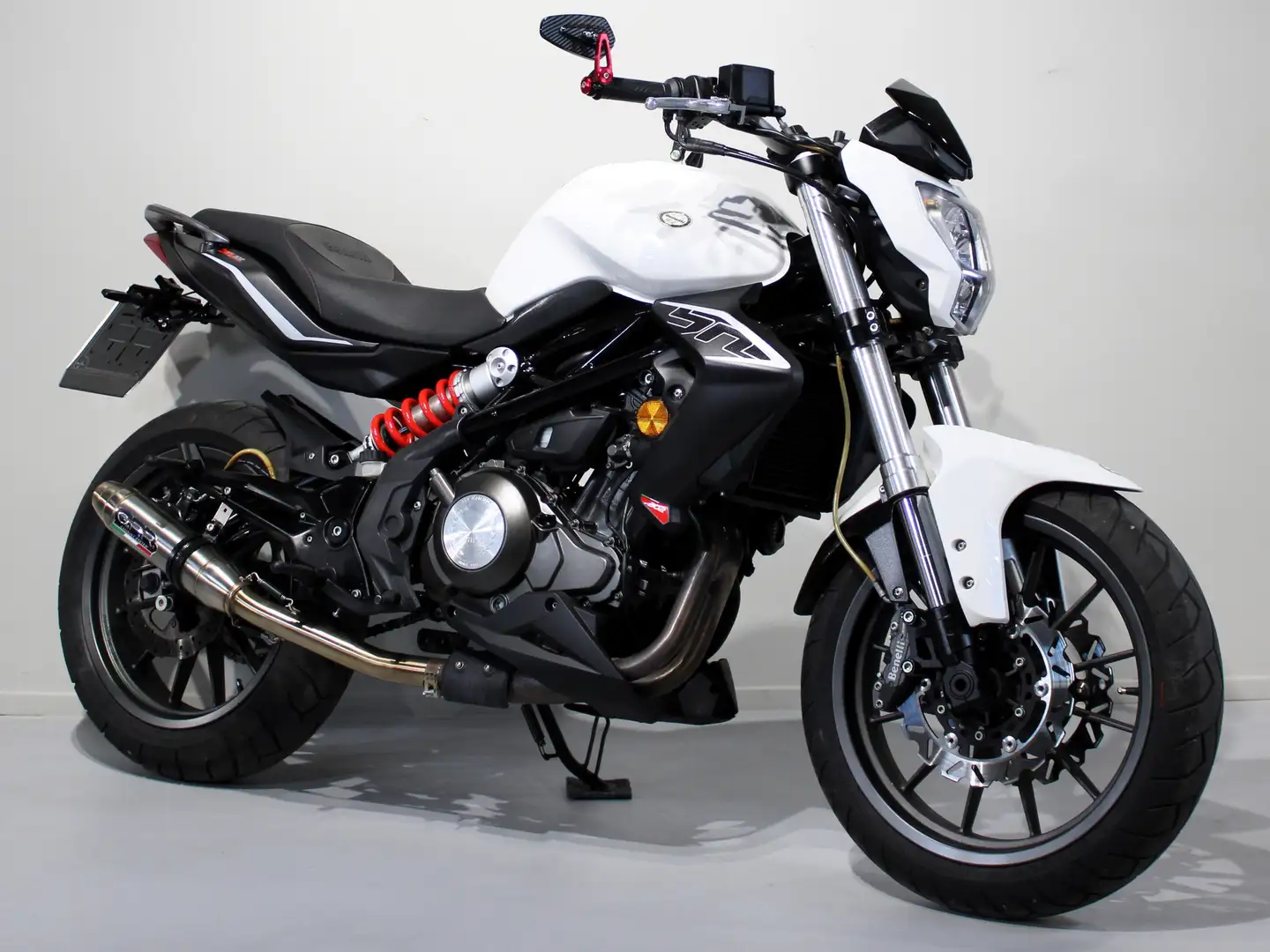 Benelli BN 302 - 2