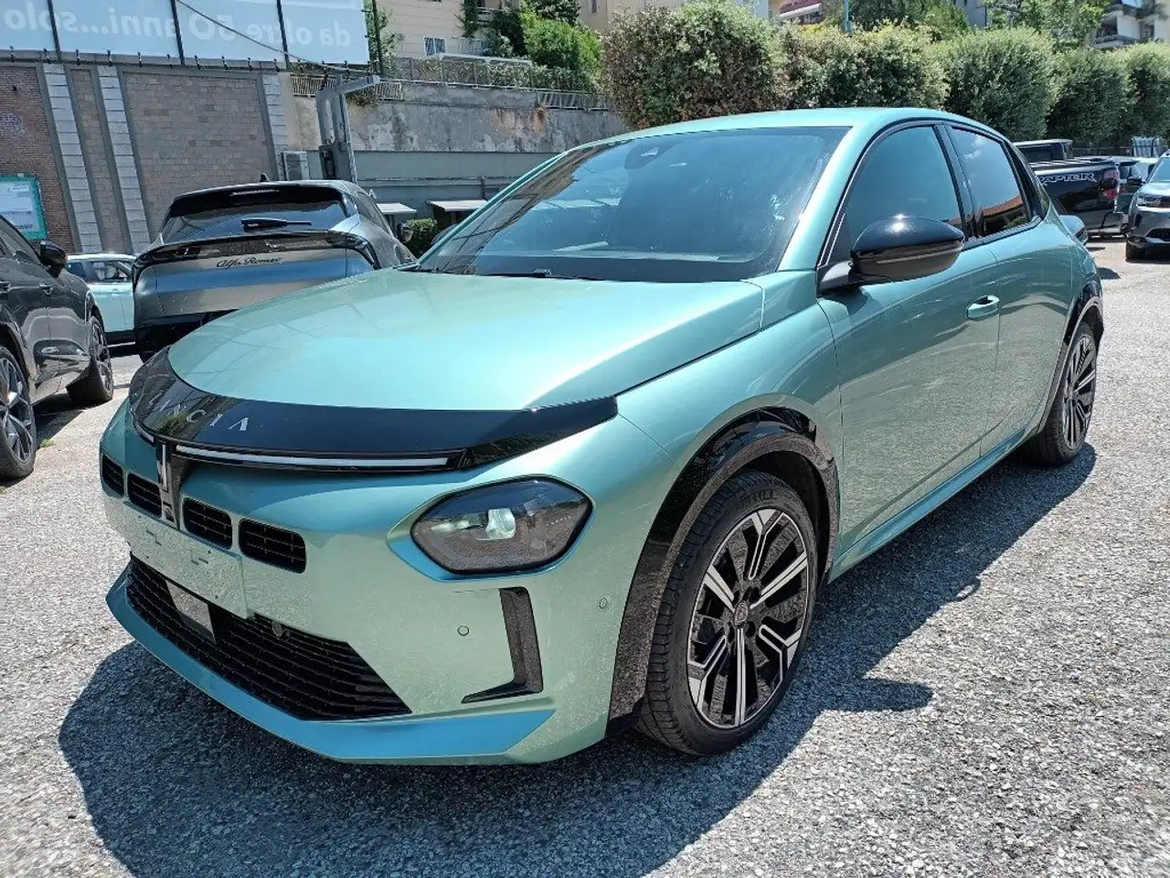 Lancia Ypsilon 2025