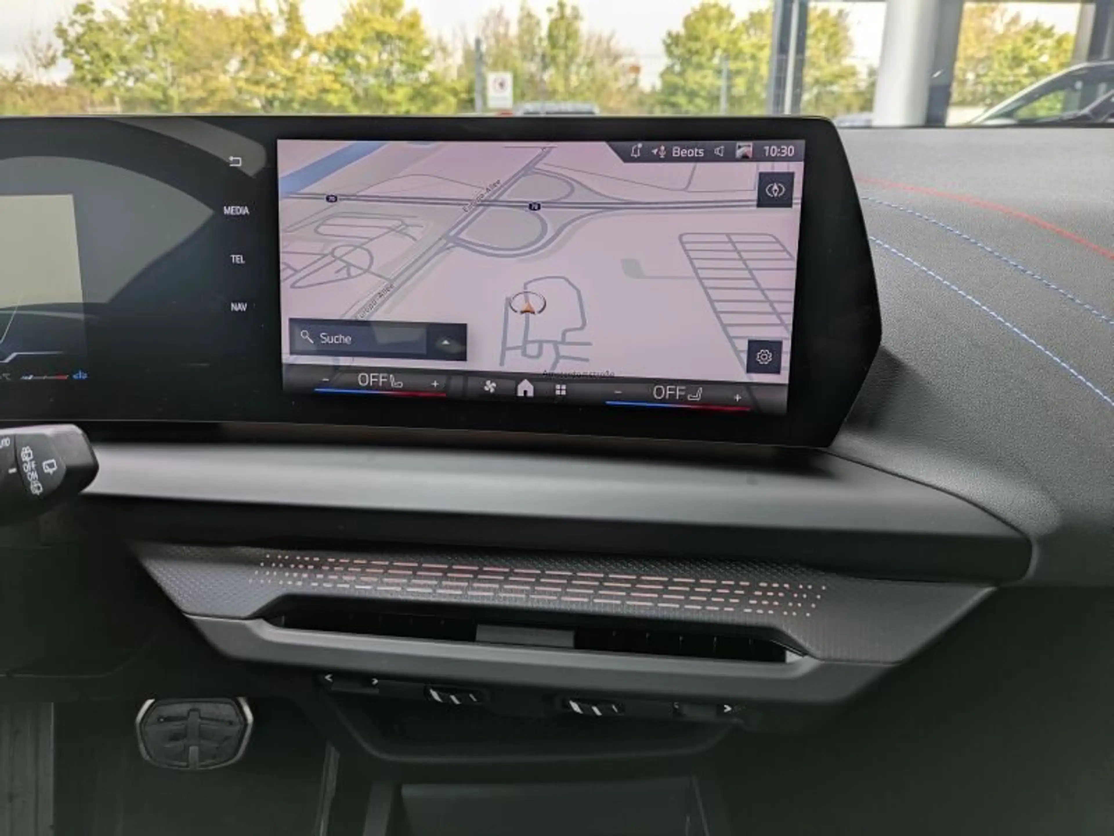 BMW 120 i Lim. M Sport Navi. Teilleder. Driv.Ass. — photo 9