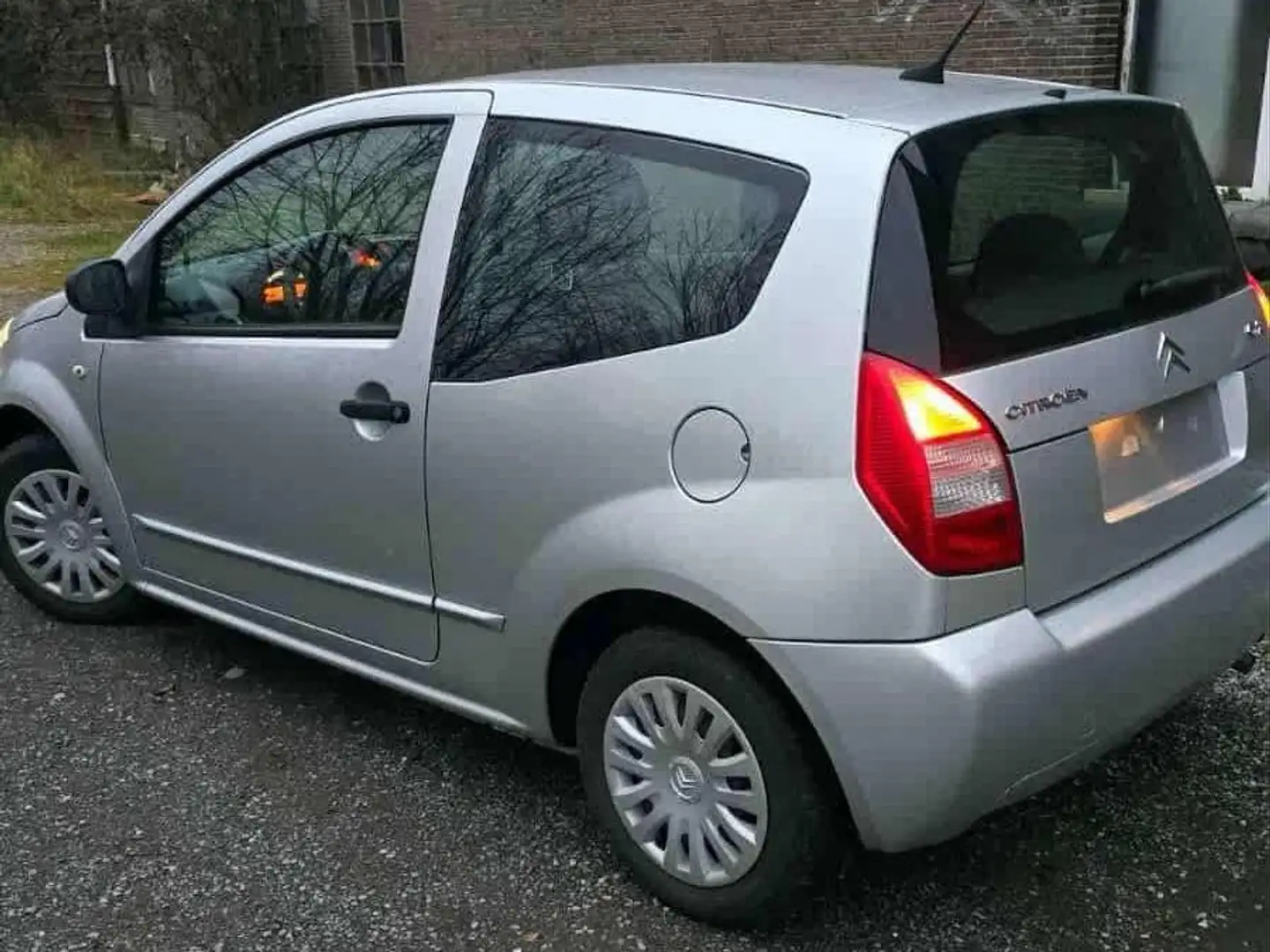 Citroen C2 C2 1.1 Edition 90 Jahre Plateado - 2