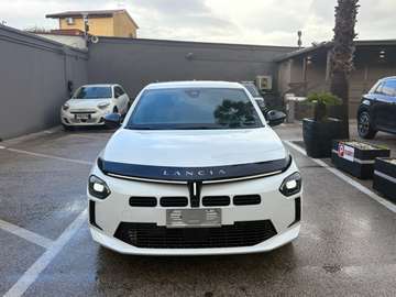 NEW Ypsilon 1.2 mhev LX 100cv e-dct AUTOMATIC