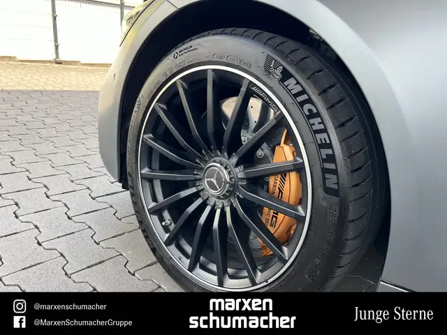 Mercedes-Benz Amg GT view 9