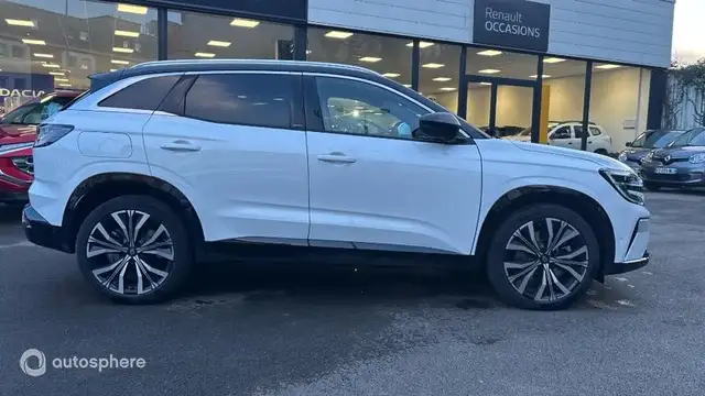 Renault Austral view 4