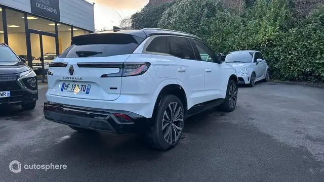 Renault Austral view 5