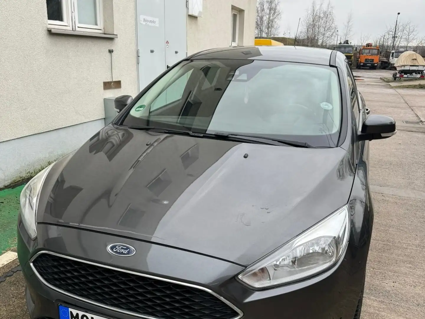 Ford Focus 2.0 TDCi DPF Start-Stopp-System Aut. Business Bronze - 1