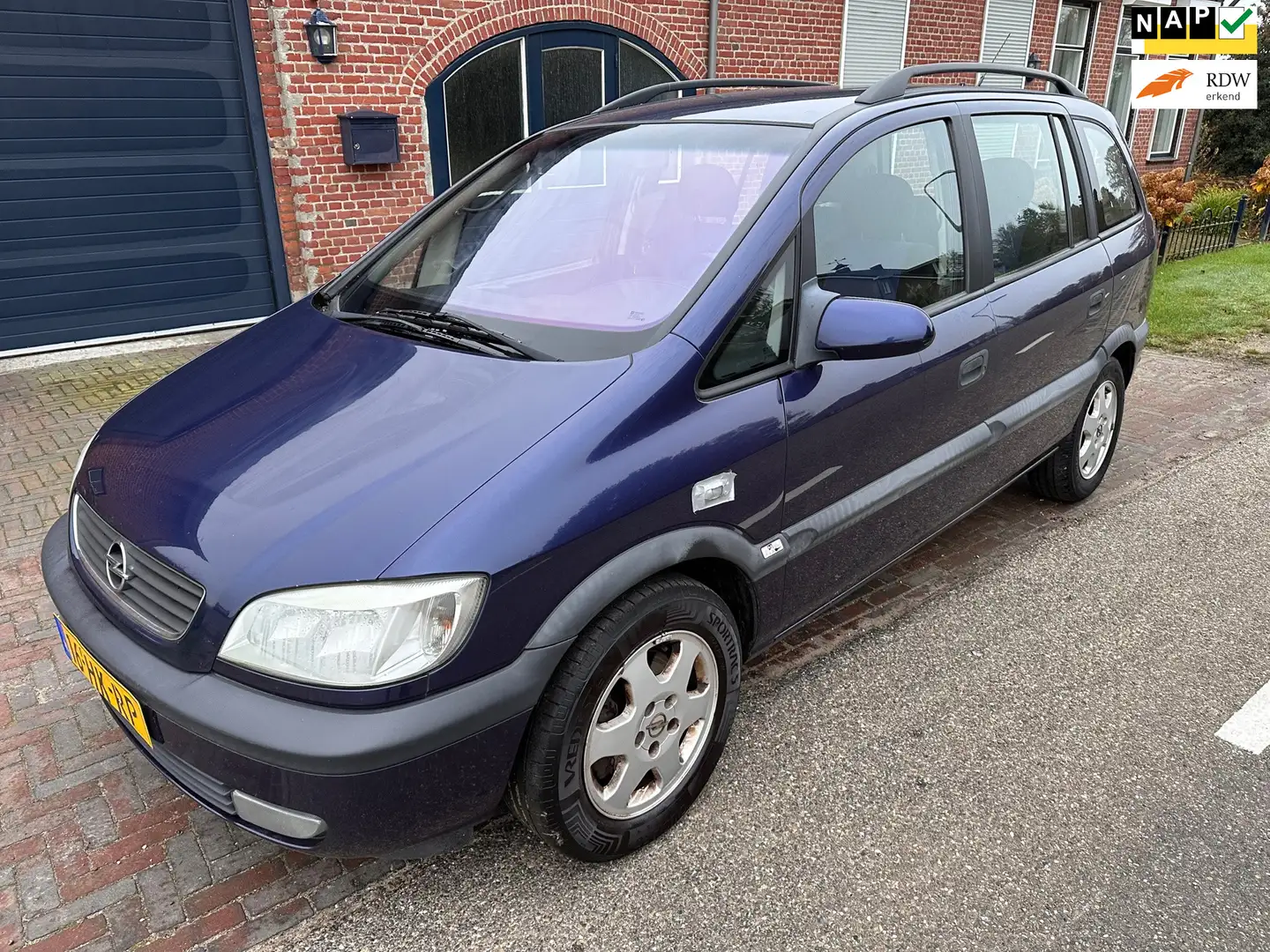 Opel Zafira 1.8 Elegance apk t/m 02-02-2025 7 persoons Blau - 1