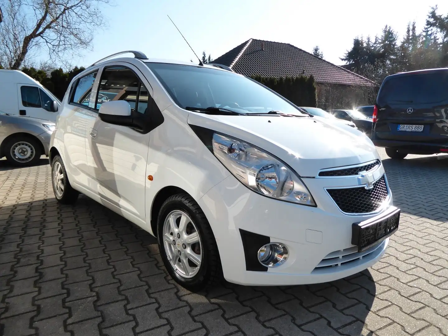 Chevrolet Spark LS+ Klima/8xAlu/HU+Inspektion neu Blanco - 1