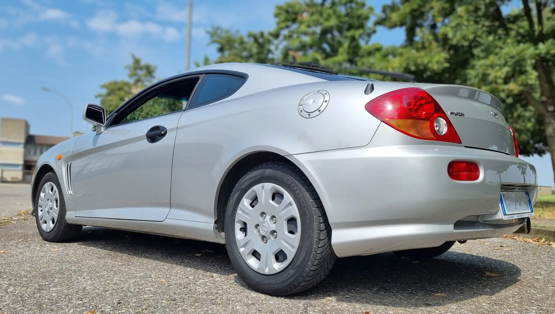Hyundai Coupe 2ª serie 1.6 16V Comfort Argento - 2